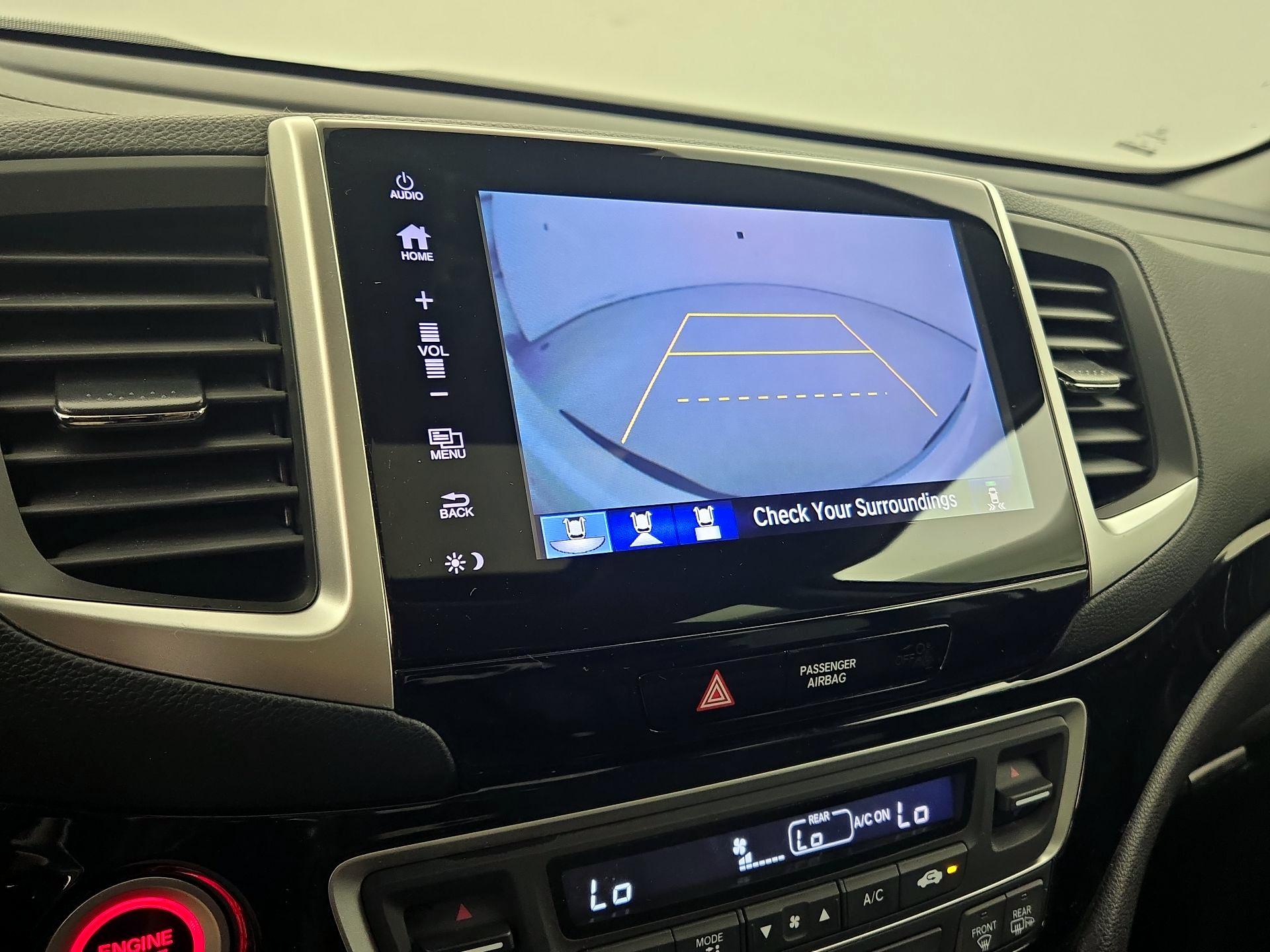 Thumbnail: 2019 Honda Ridgeline - 15
