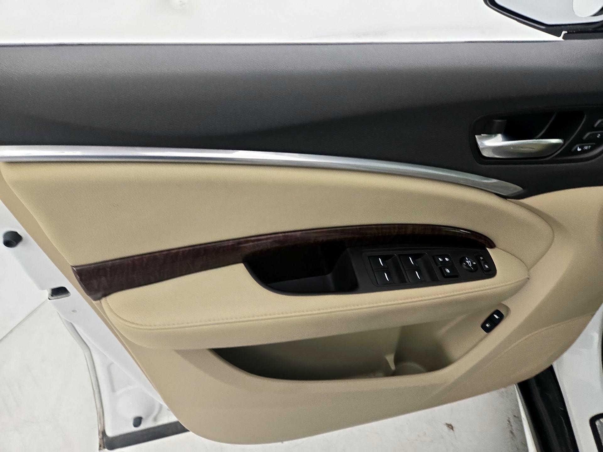 Thumbnail: 2020 Acura MDX - 12