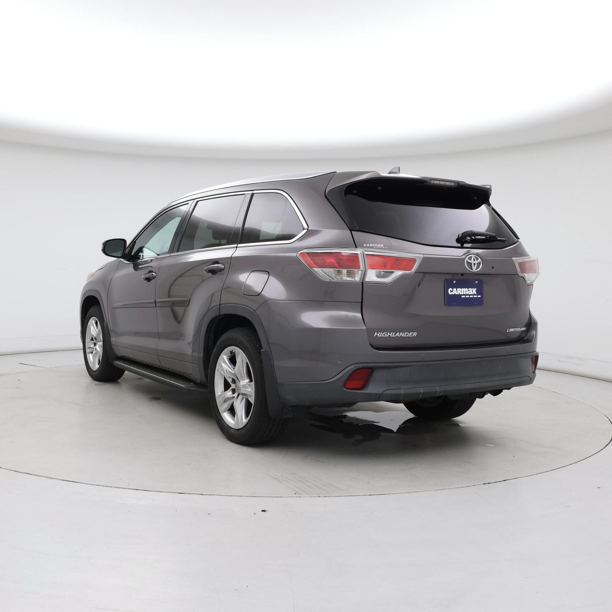 Thumbnail: 2014 Toyota Highlander - 2