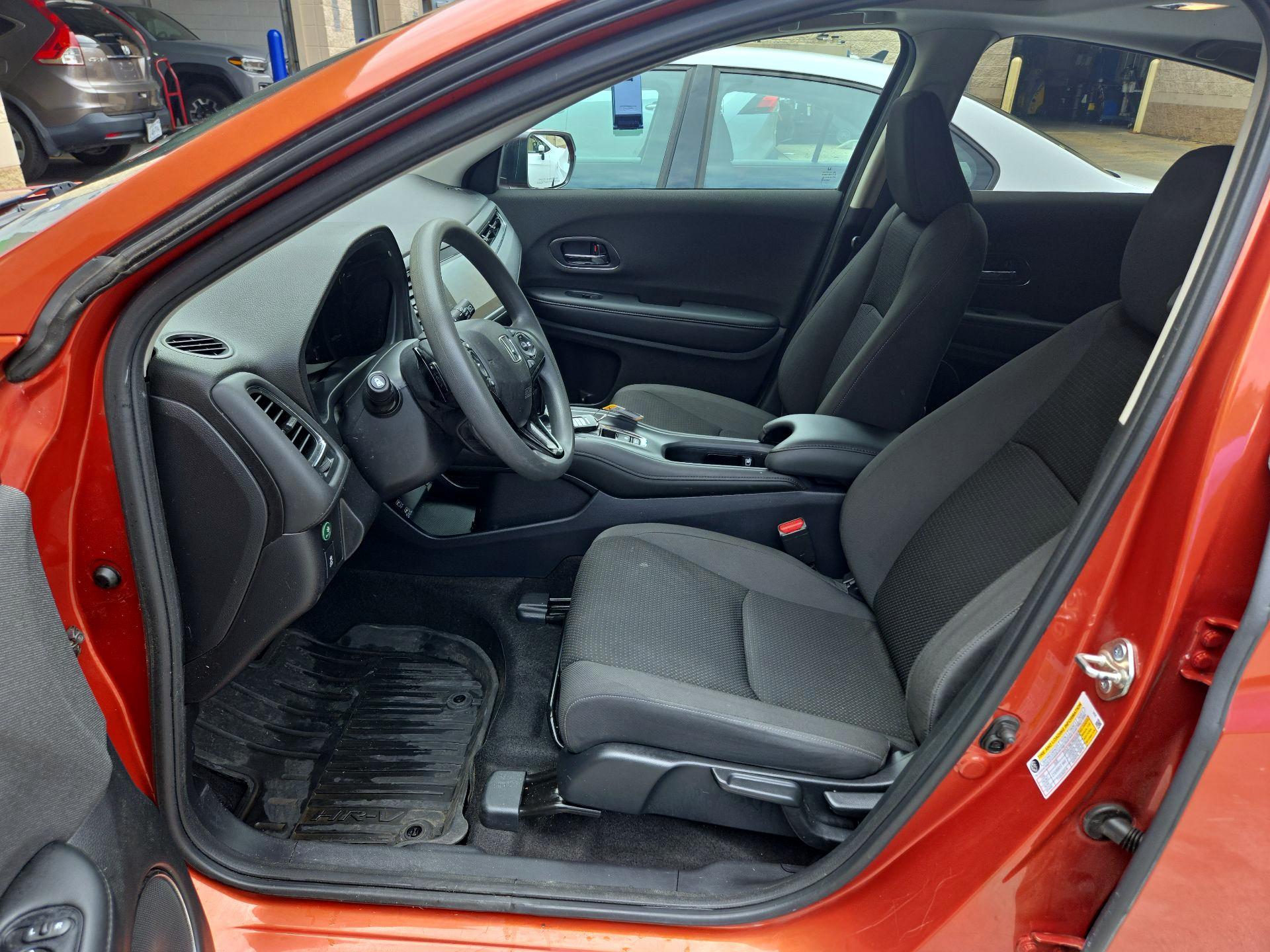 Thumbnail: 2019 Honda HR-V - 11