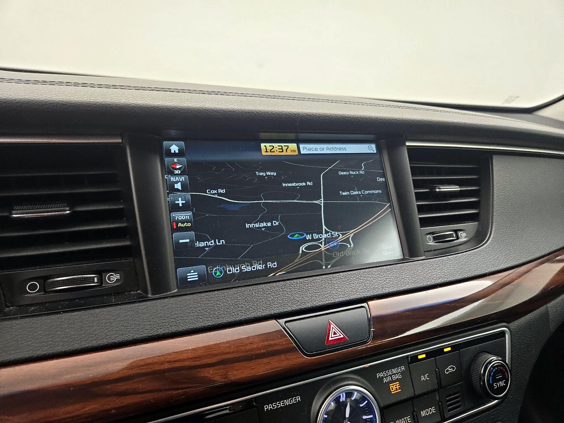 Thumbnail: 2017 Kia Cadenza - 14