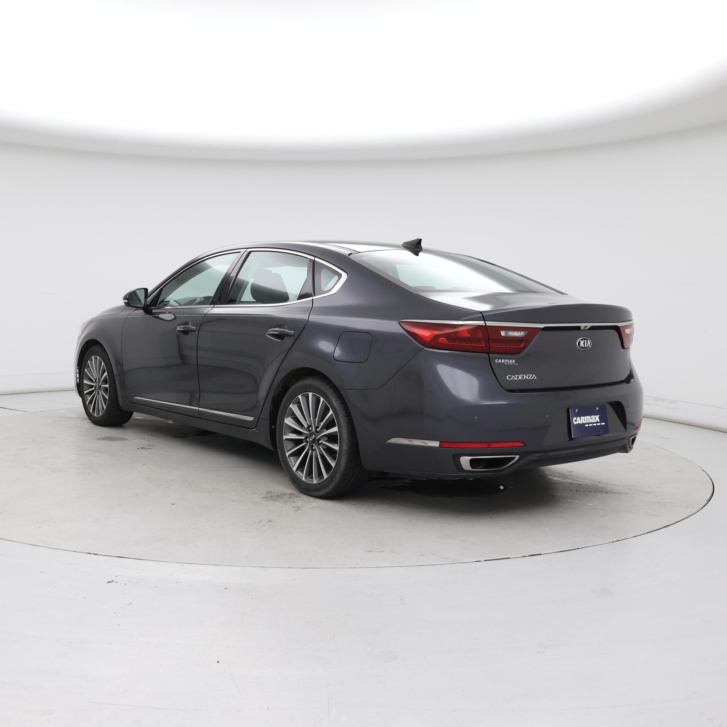 Thumbnail: 2017 Kia Cadenza - 2