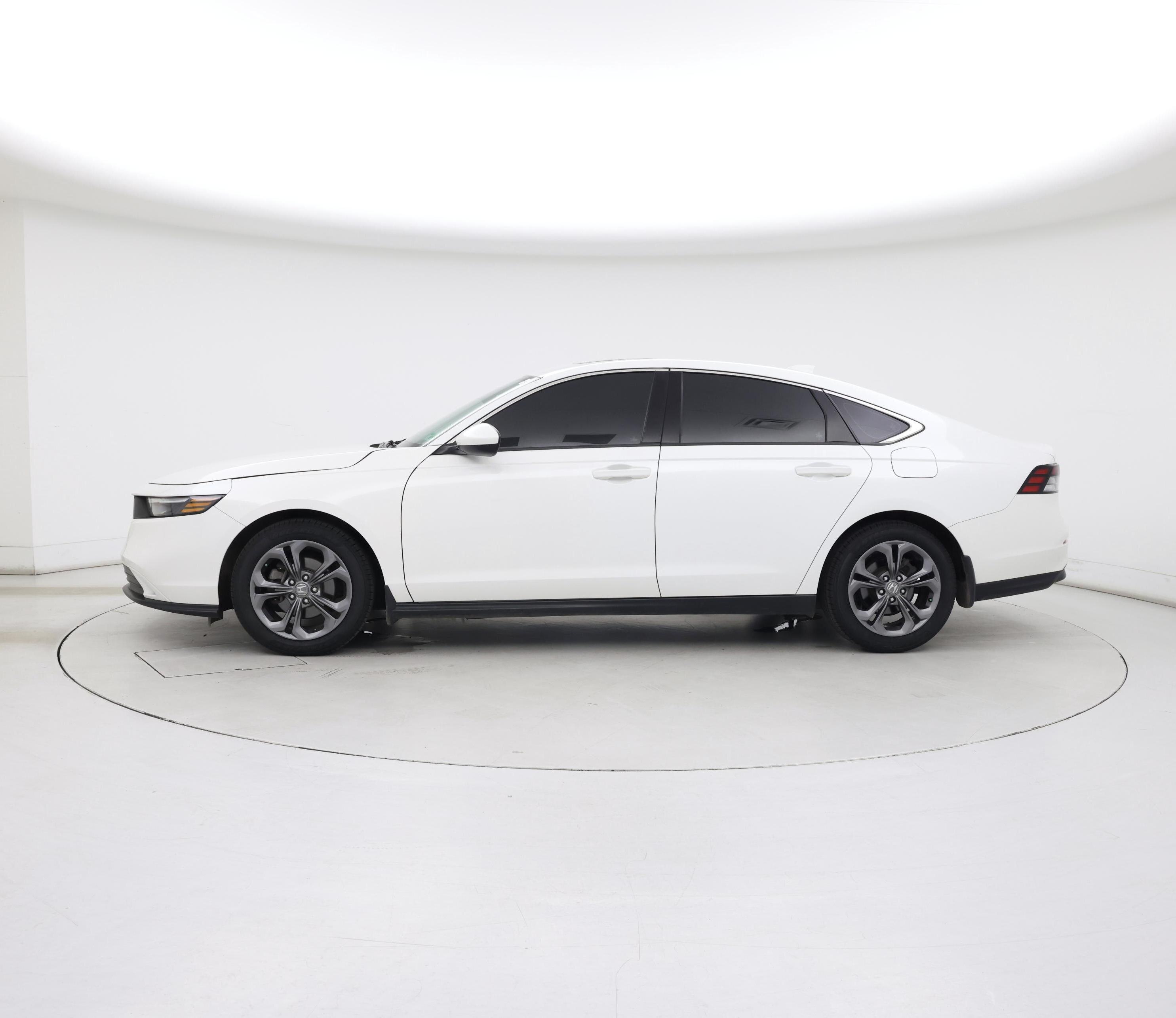 Thumbnail: 2023 Honda Accord - 3