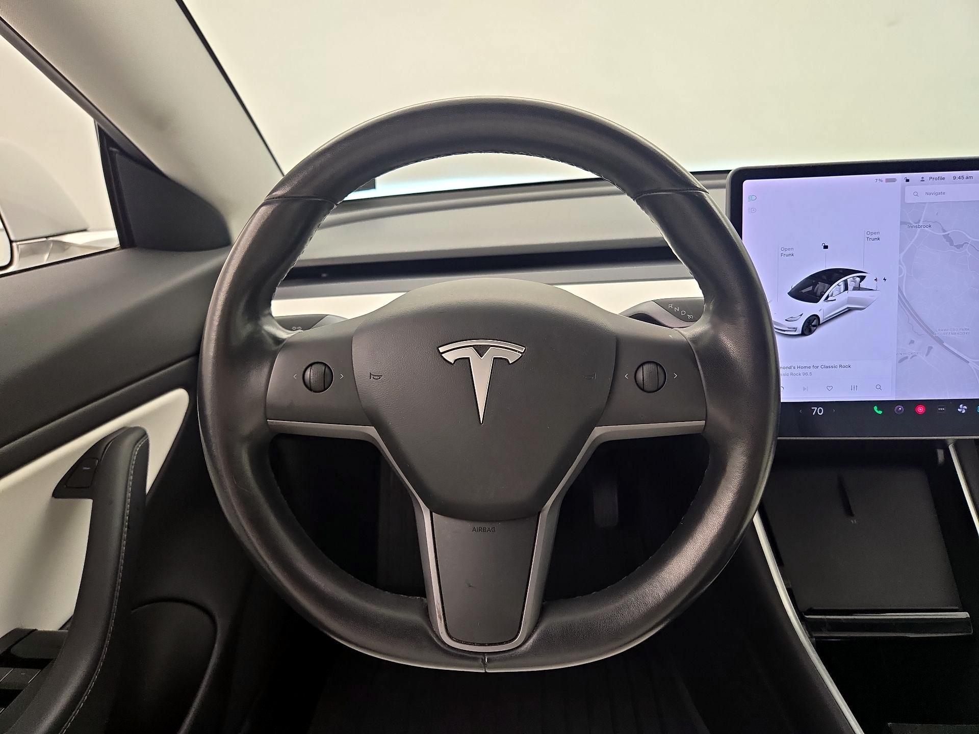 Thumbnail: 2018 Tesla Model 3 - 10