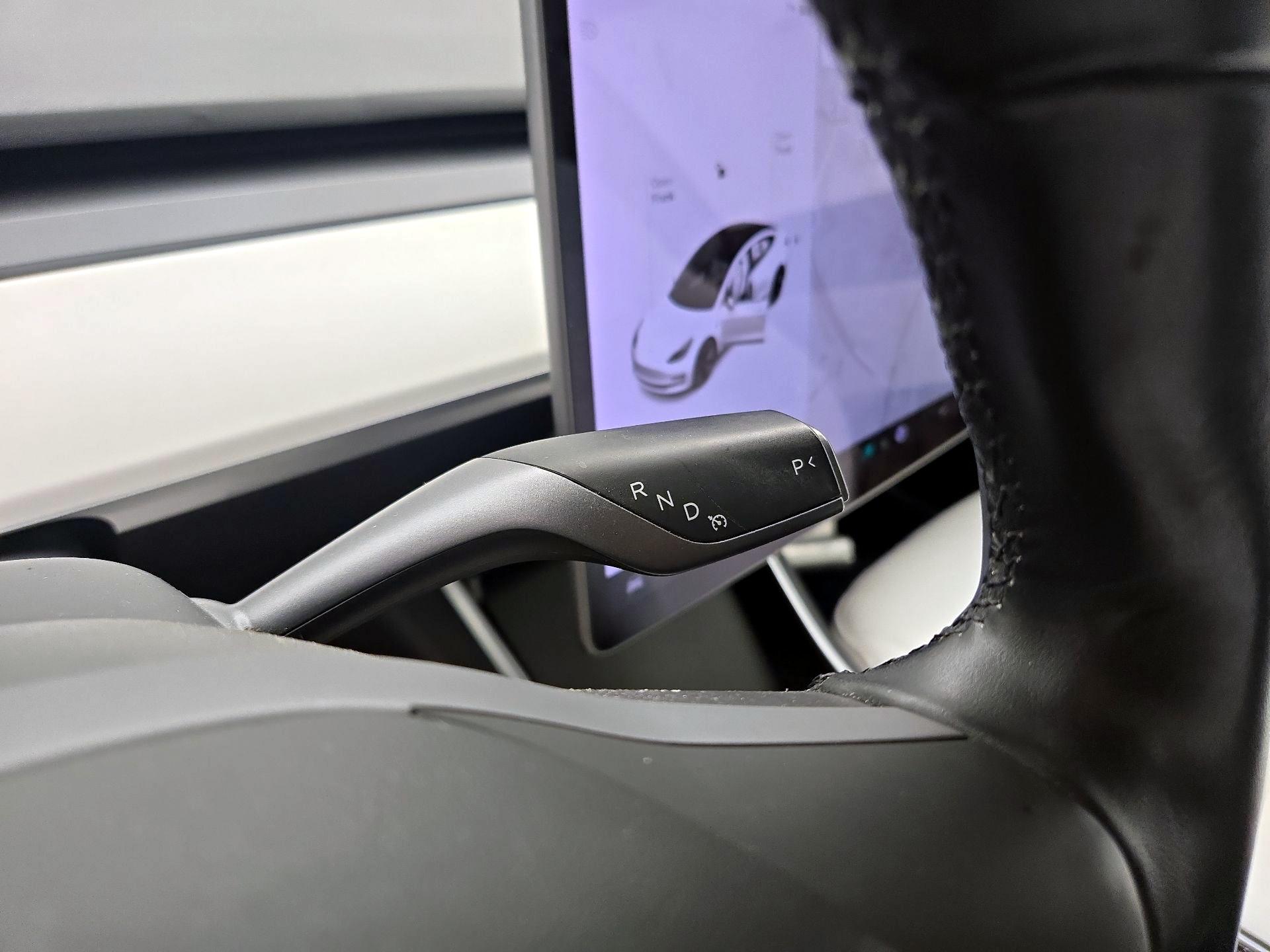 Thumbnail: 2018 Tesla Model 3 - 17