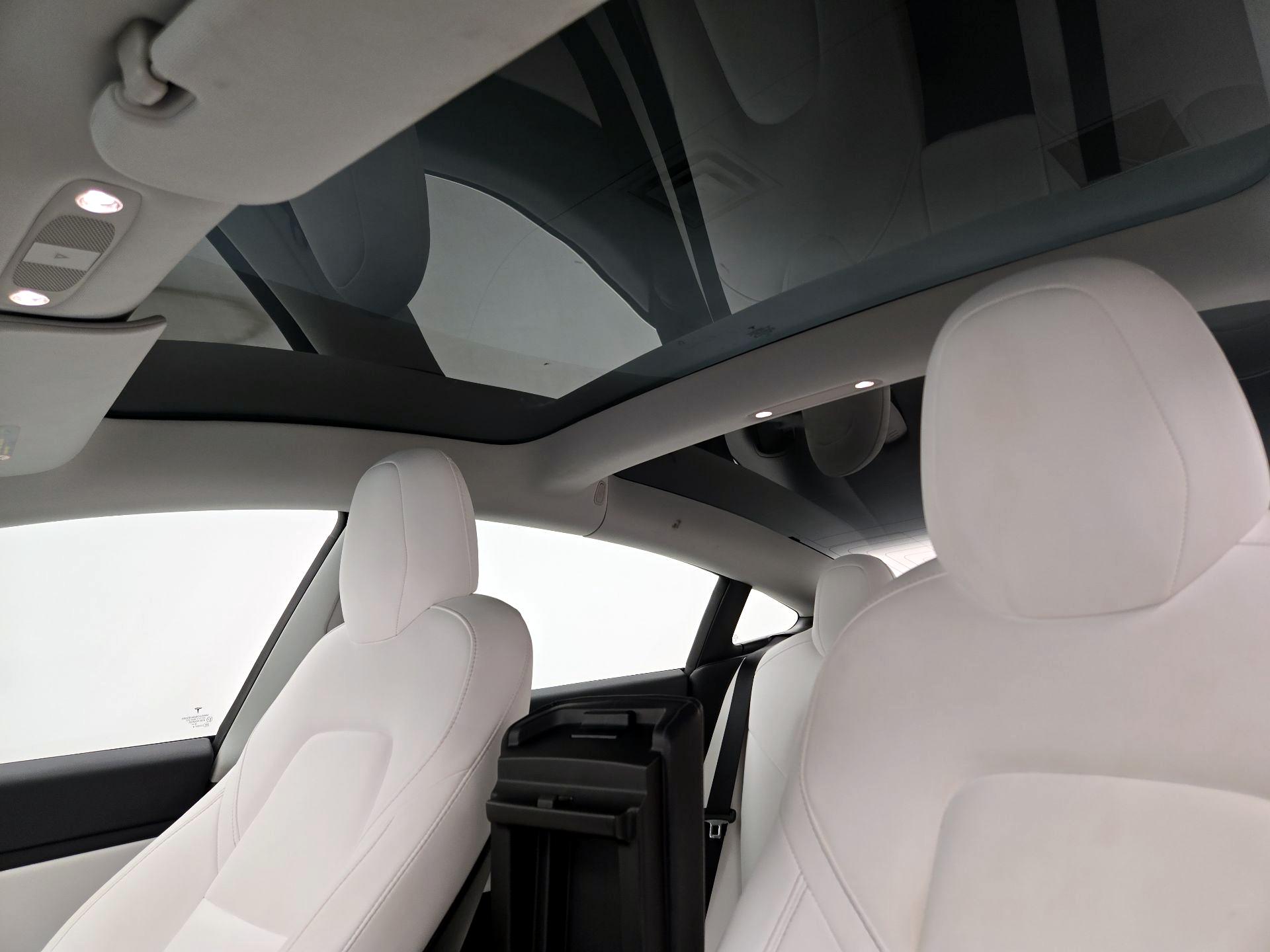 Thumbnail: 2018 Tesla Model 3 - 19