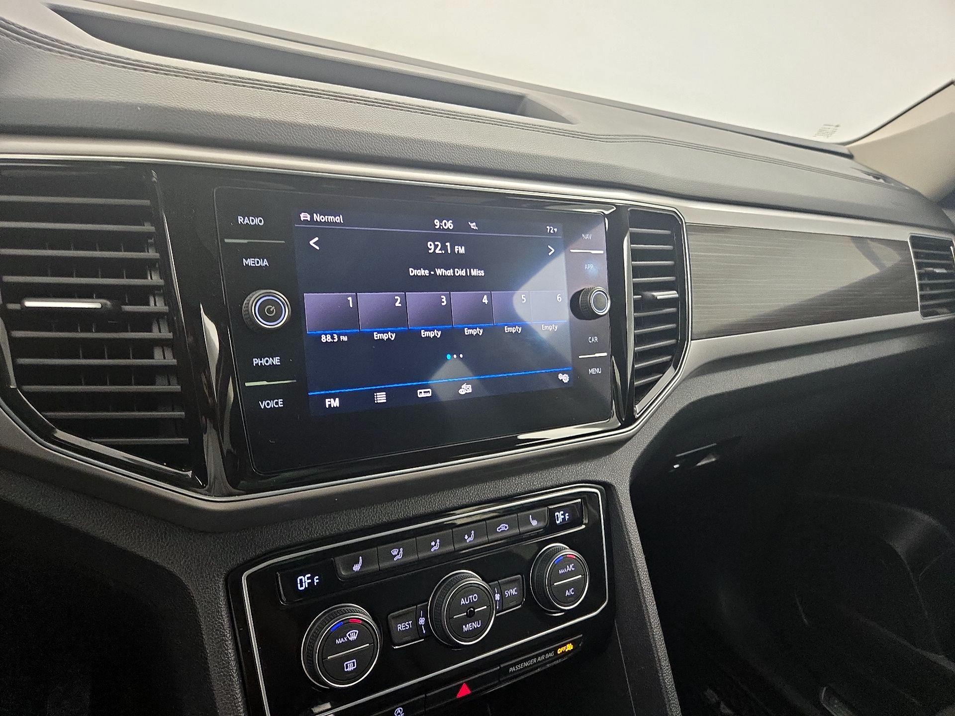 Thumbnail: 2019 Volkswagen Atlas - 16