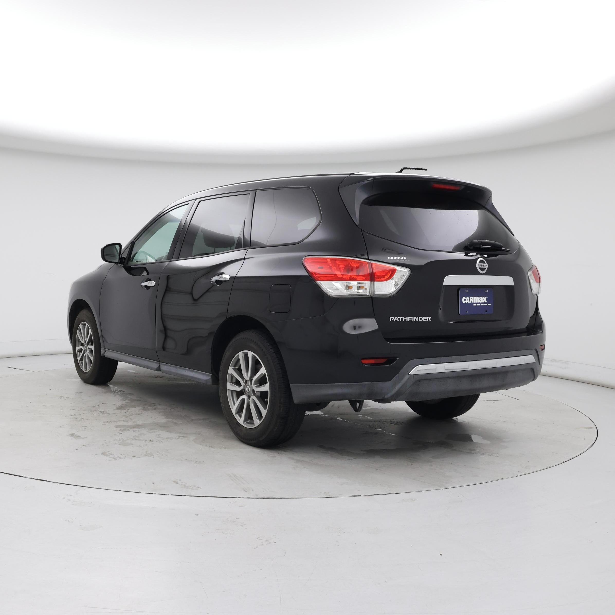 Thumbnail: 2013 Nissan Pathfinder - 2