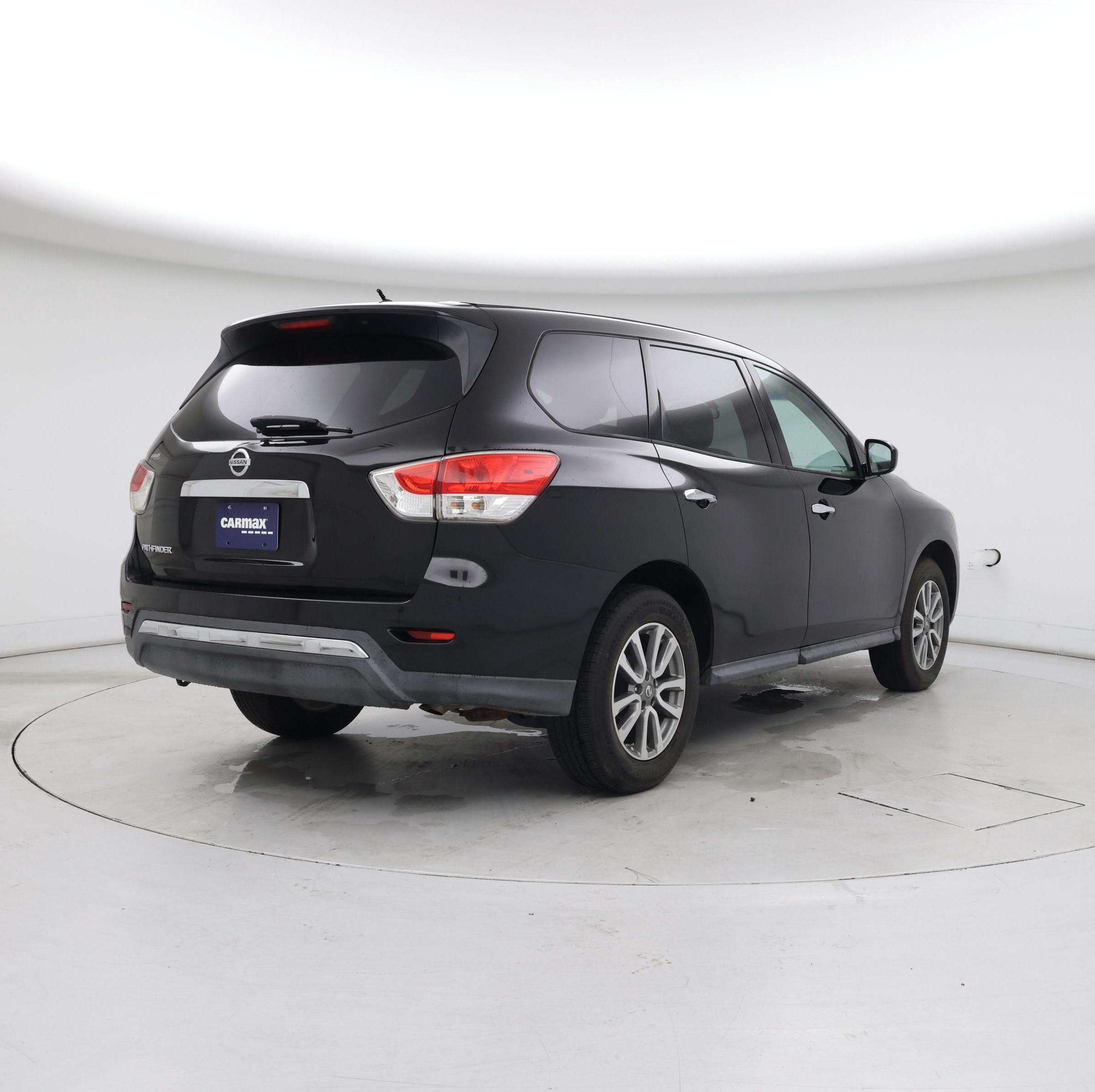 Thumbnail: 2013 Nissan Pathfinder - 8