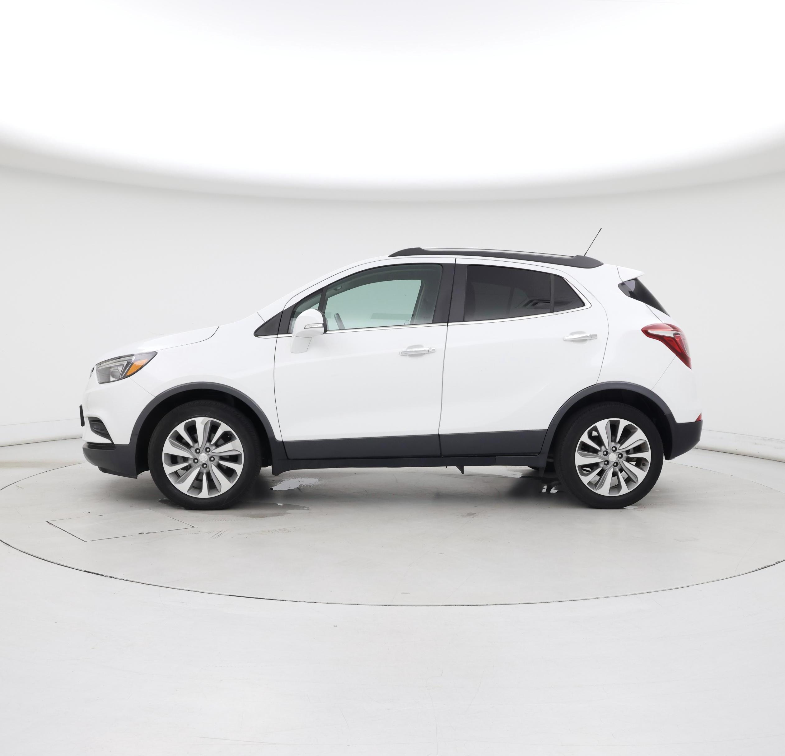 Thumbnail: 2019 Buick Encore - 3