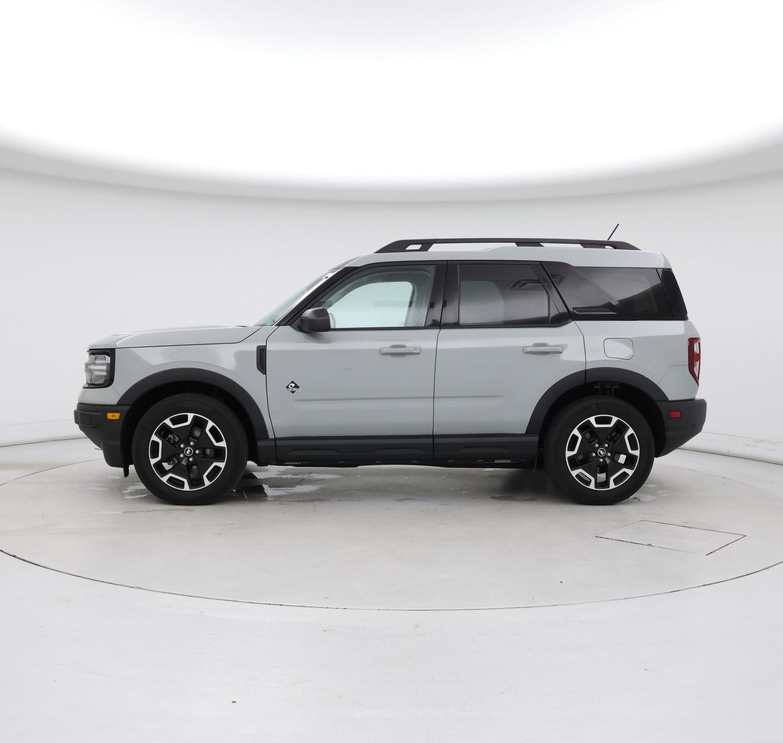 Thumbnail: 2023 Ford Bronco Sport - 3