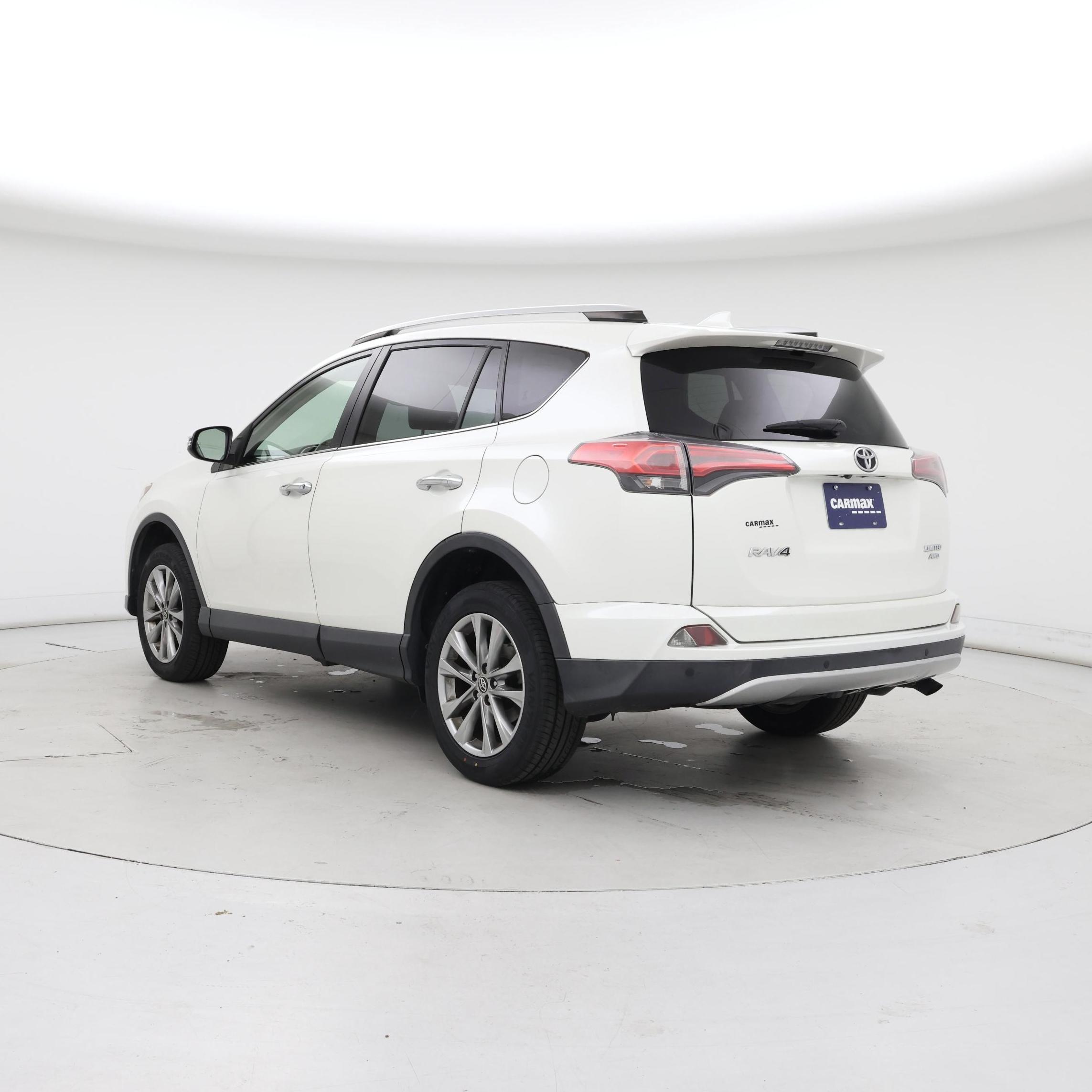 Thumbnail: 2016 Toyota RAV4 - 2