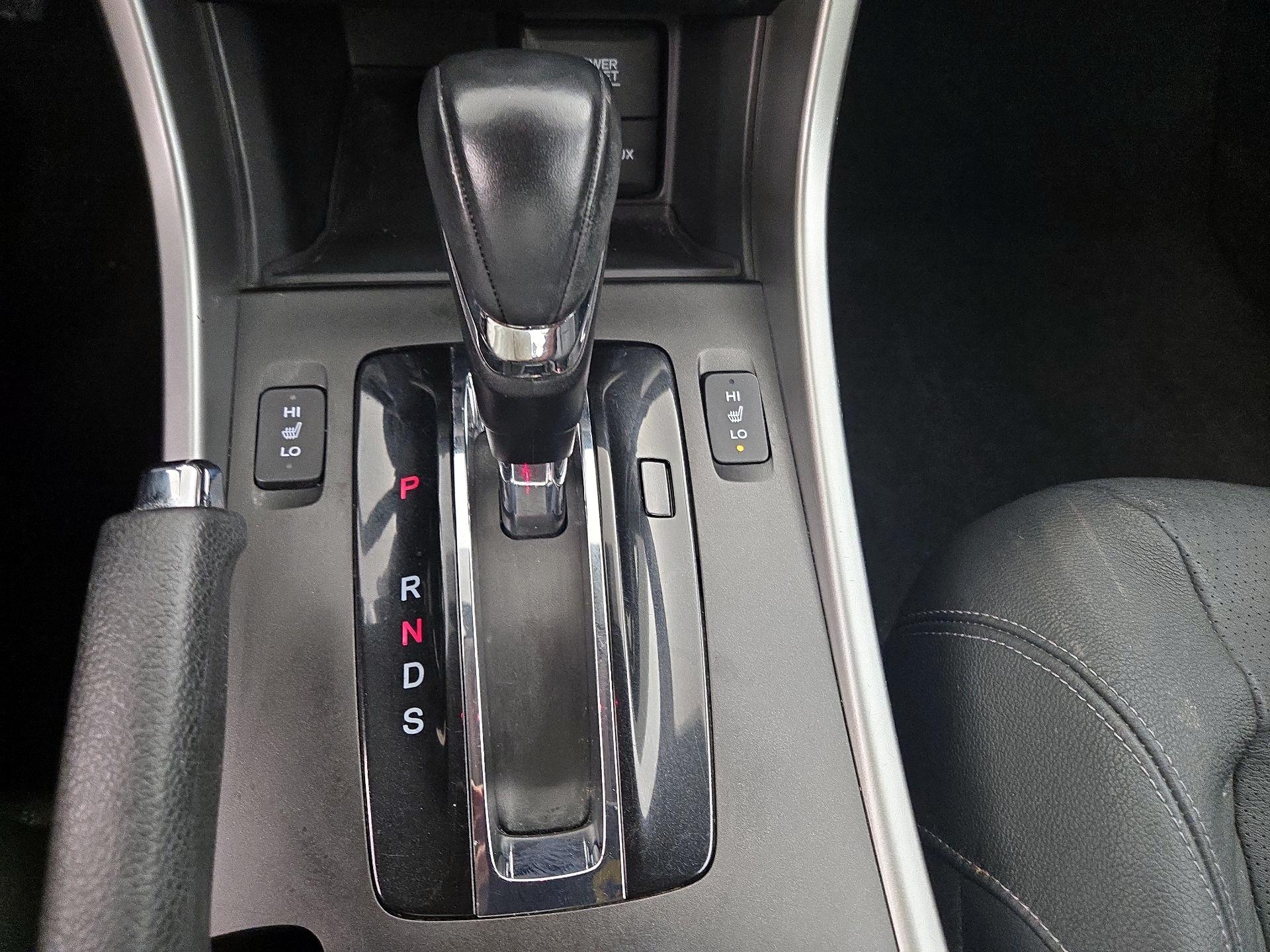 Thumbnail: 2015 Honda Accord - 18