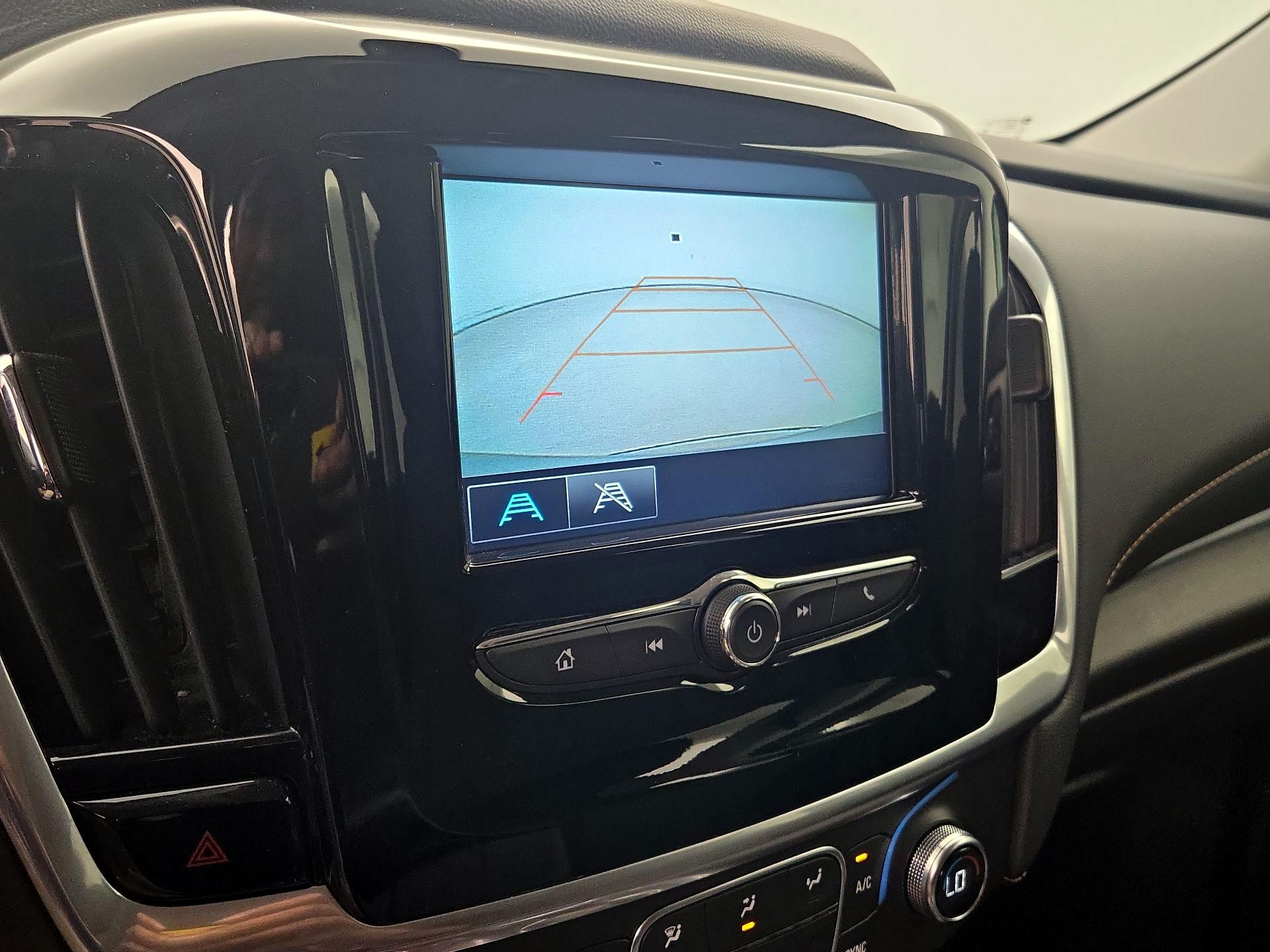 Thumbnail: 2019 Chevrolet Traverse - 14