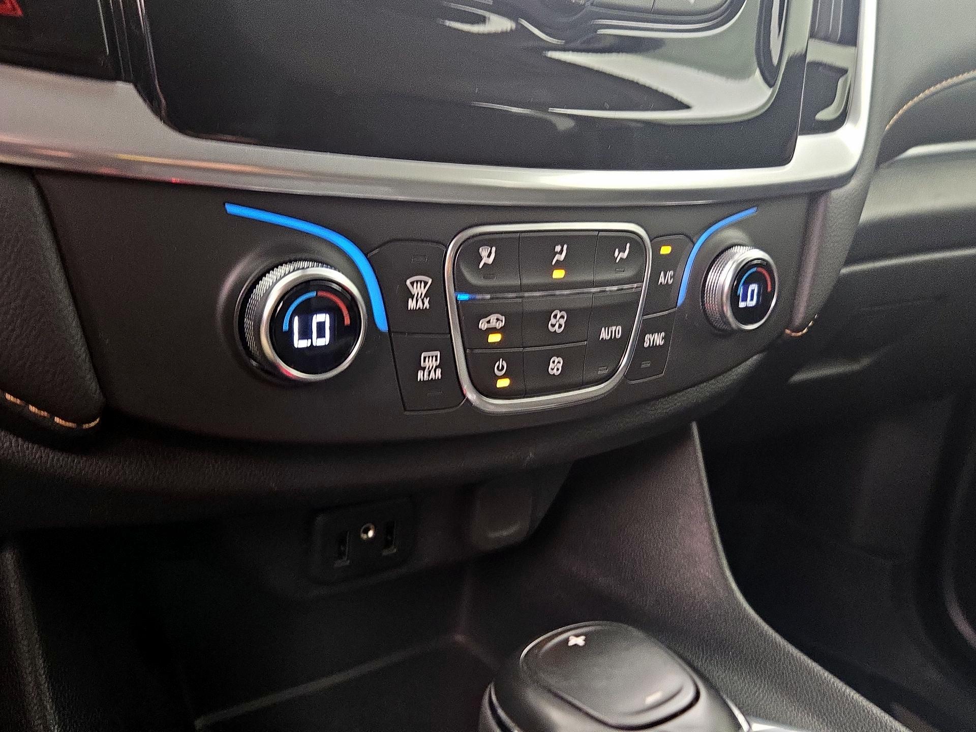 Thumbnail: 2019 Chevrolet Traverse - 16