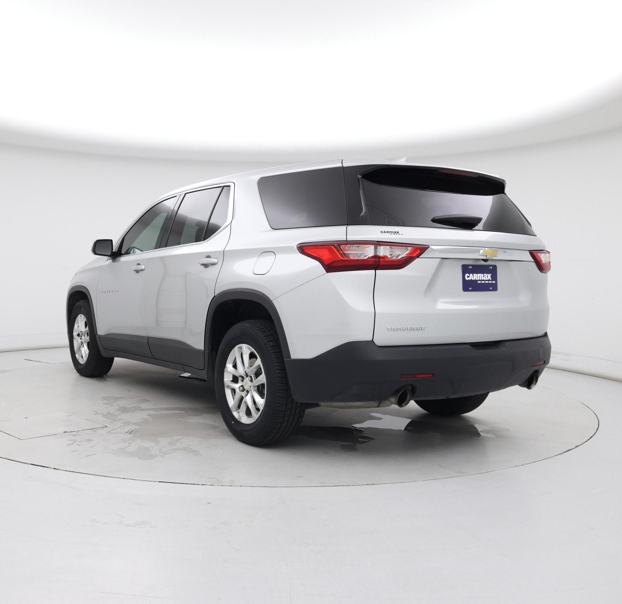 Thumbnail: 2019 Chevrolet Traverse - 2