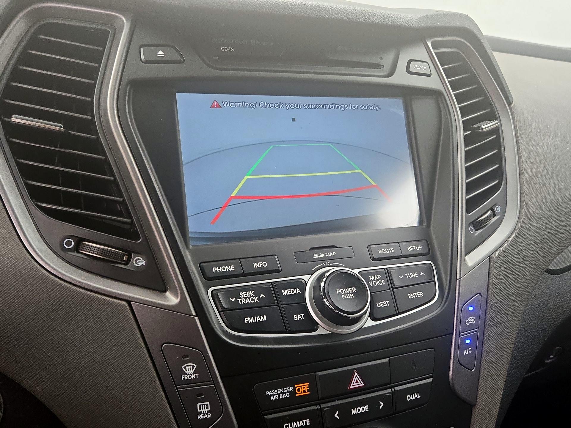 Thumbnail: 2015 Hyundai Santa Fe - 15