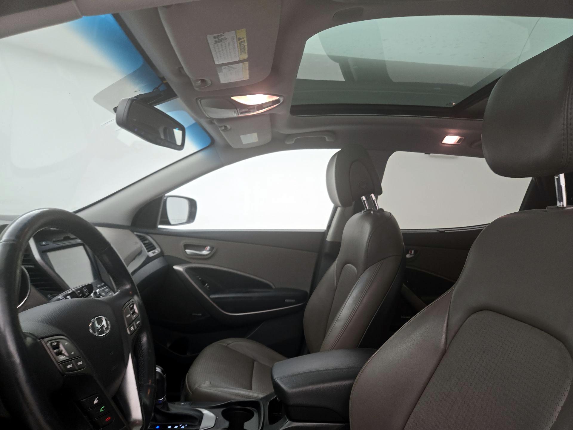 Thumbnail: 2015 Hyundai Santa Fe - 20