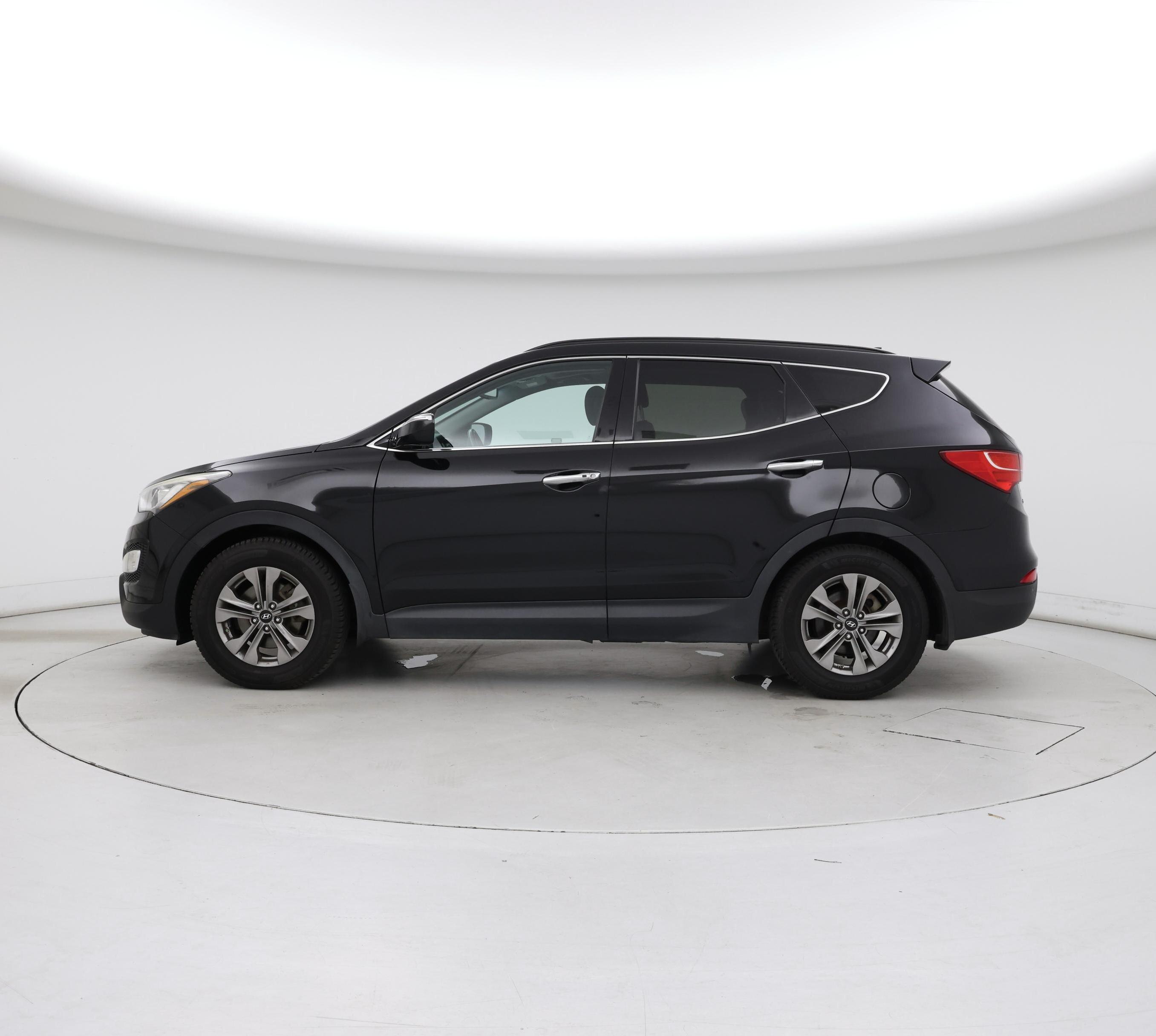 Thumbnail: 2015 Hyundai Santa Fe - 3