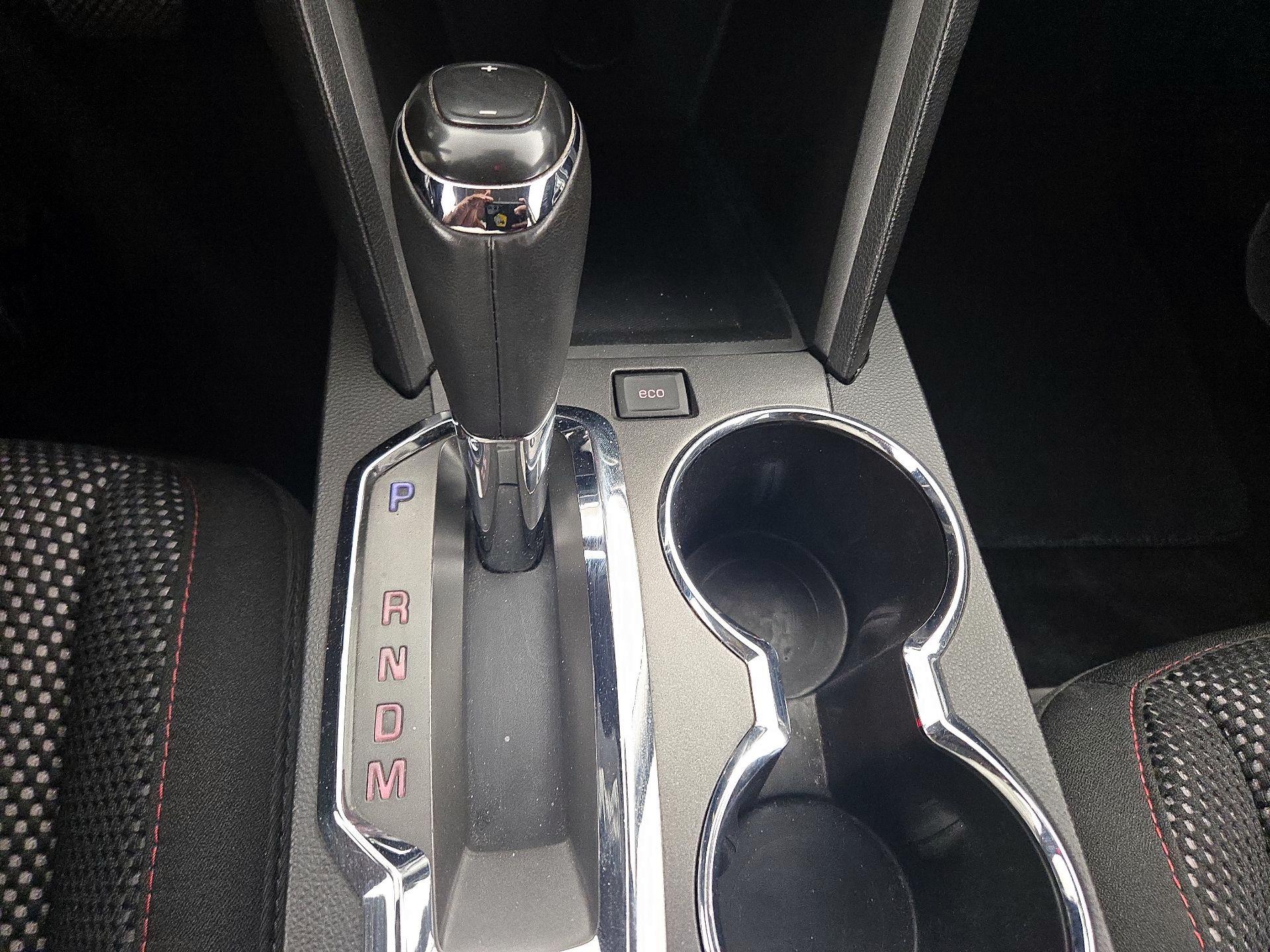 Thumbnail: 2016 GMC Terrain - 17