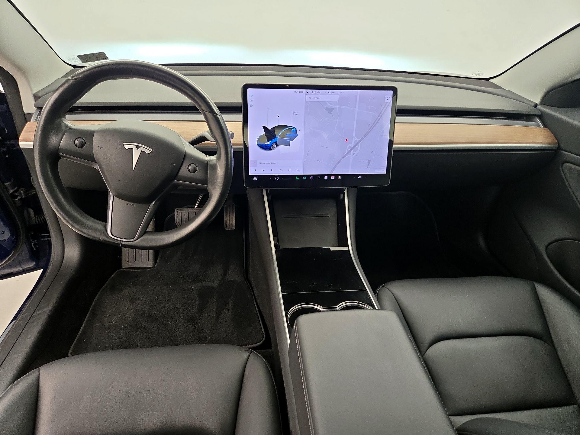Thumbnail: 2018 Tesla Model 3 - 9