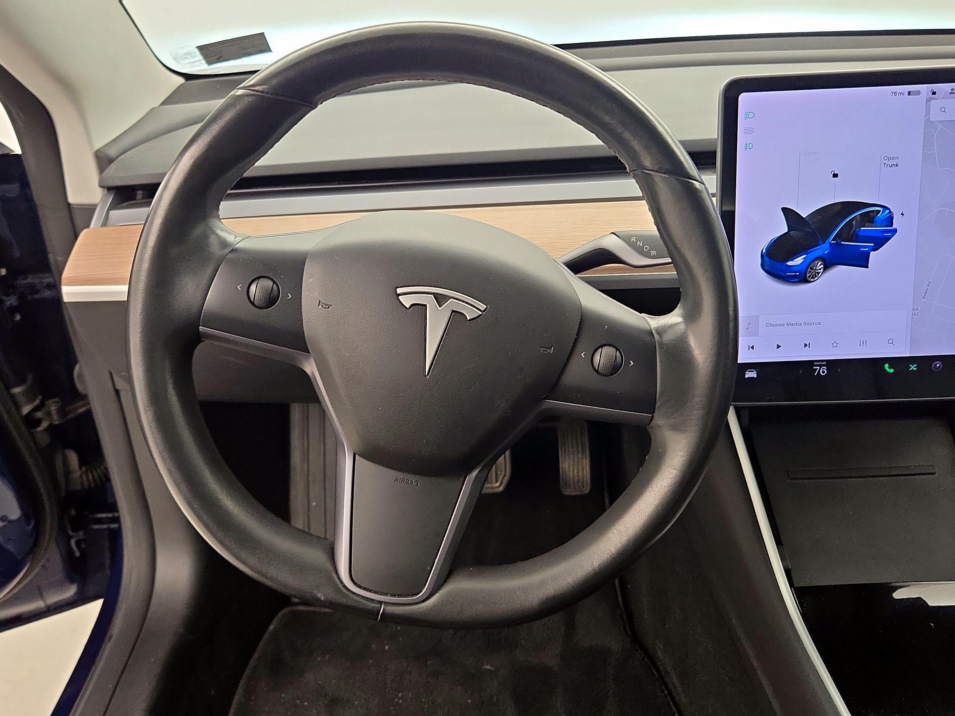 Thumbnail: 2018 Tesla Model 3 - 10