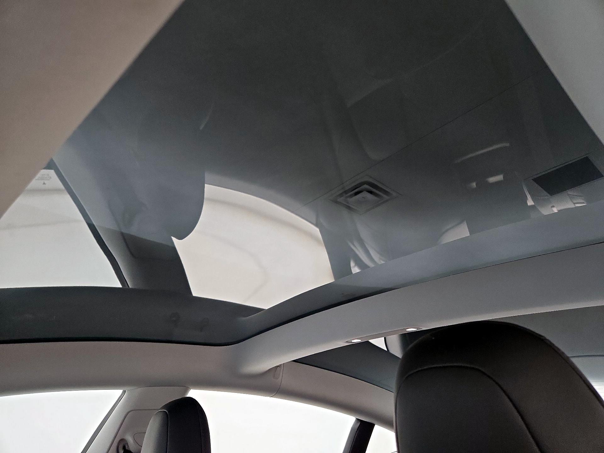 Thumbnail: 2018 Tesla Model 3 - 18