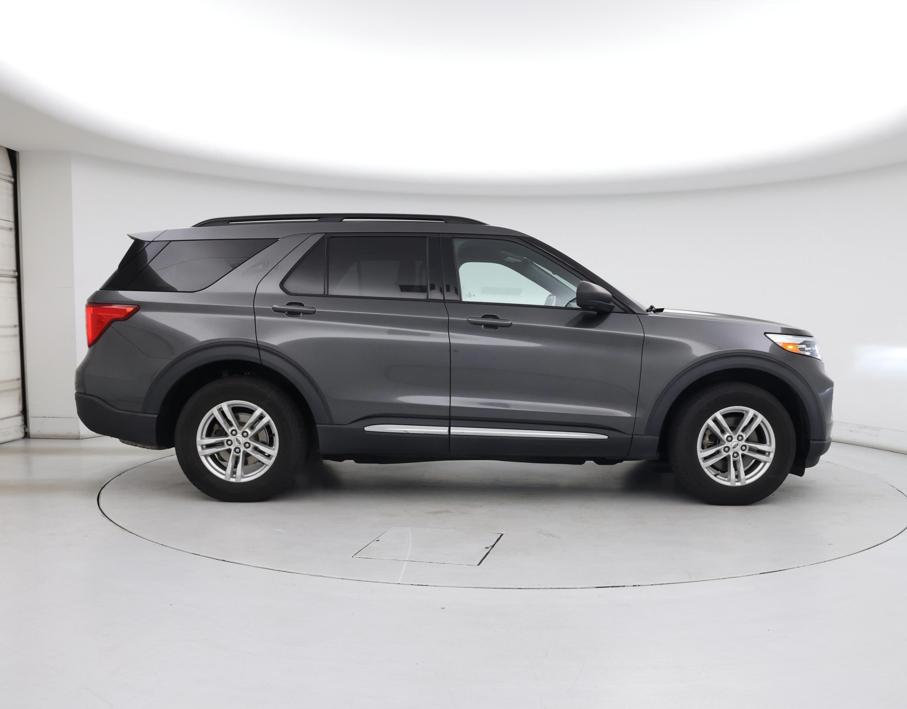Thumbnail: 2020 Ford Explorer - 7