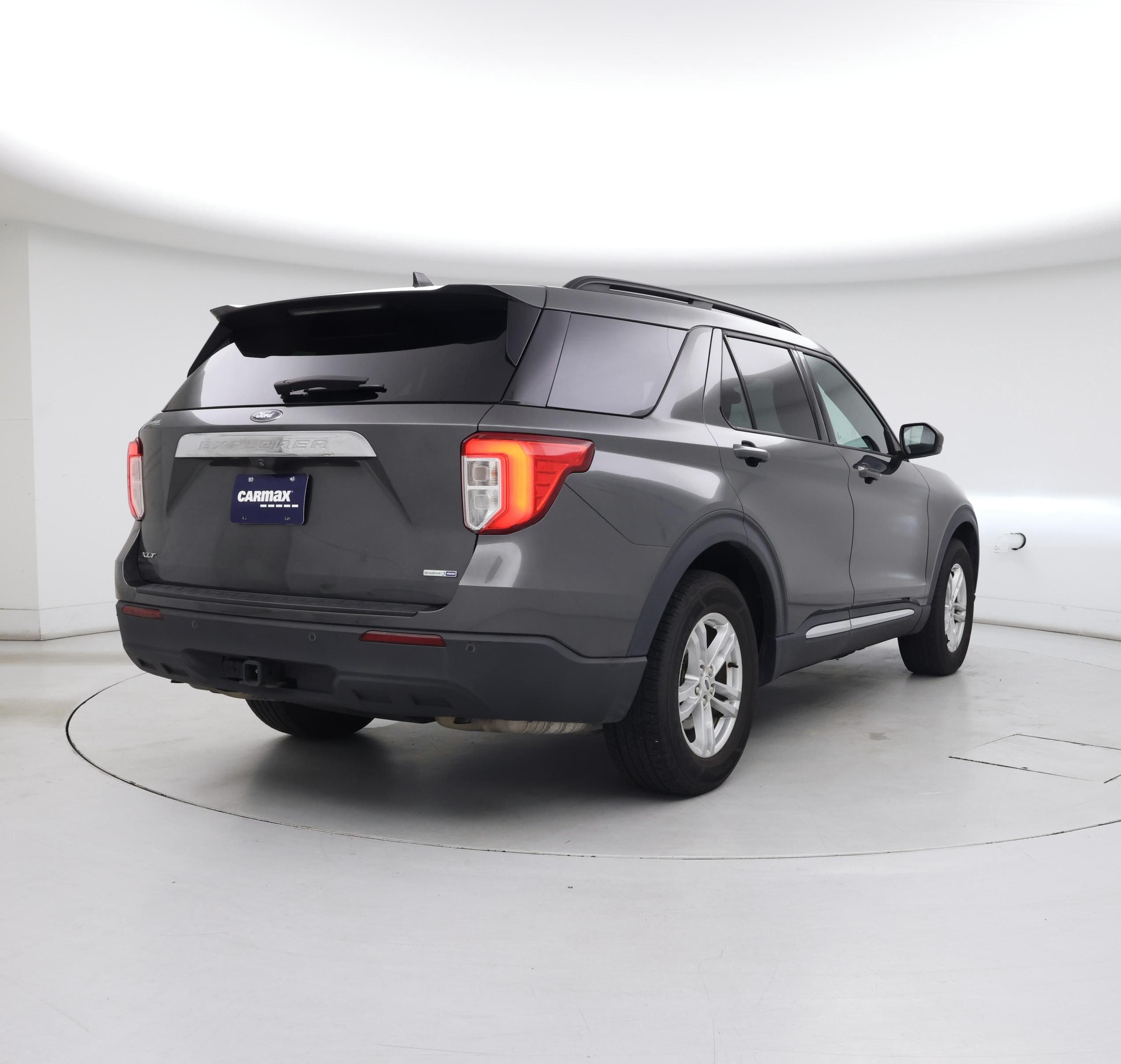 Thumbnail: 2020 Ford Explorer - 8