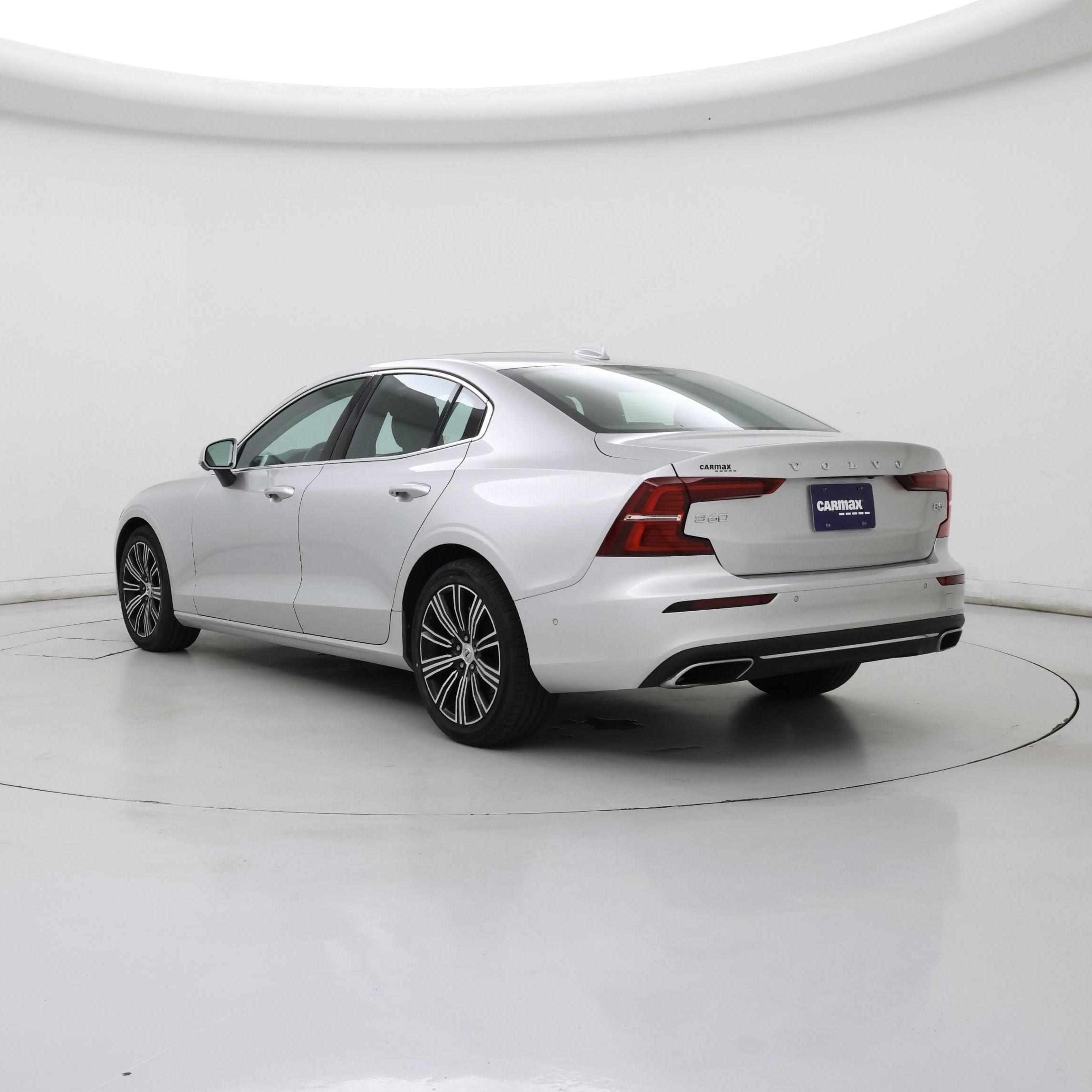 Thumbnail: 2022 Volvo S60 - 2