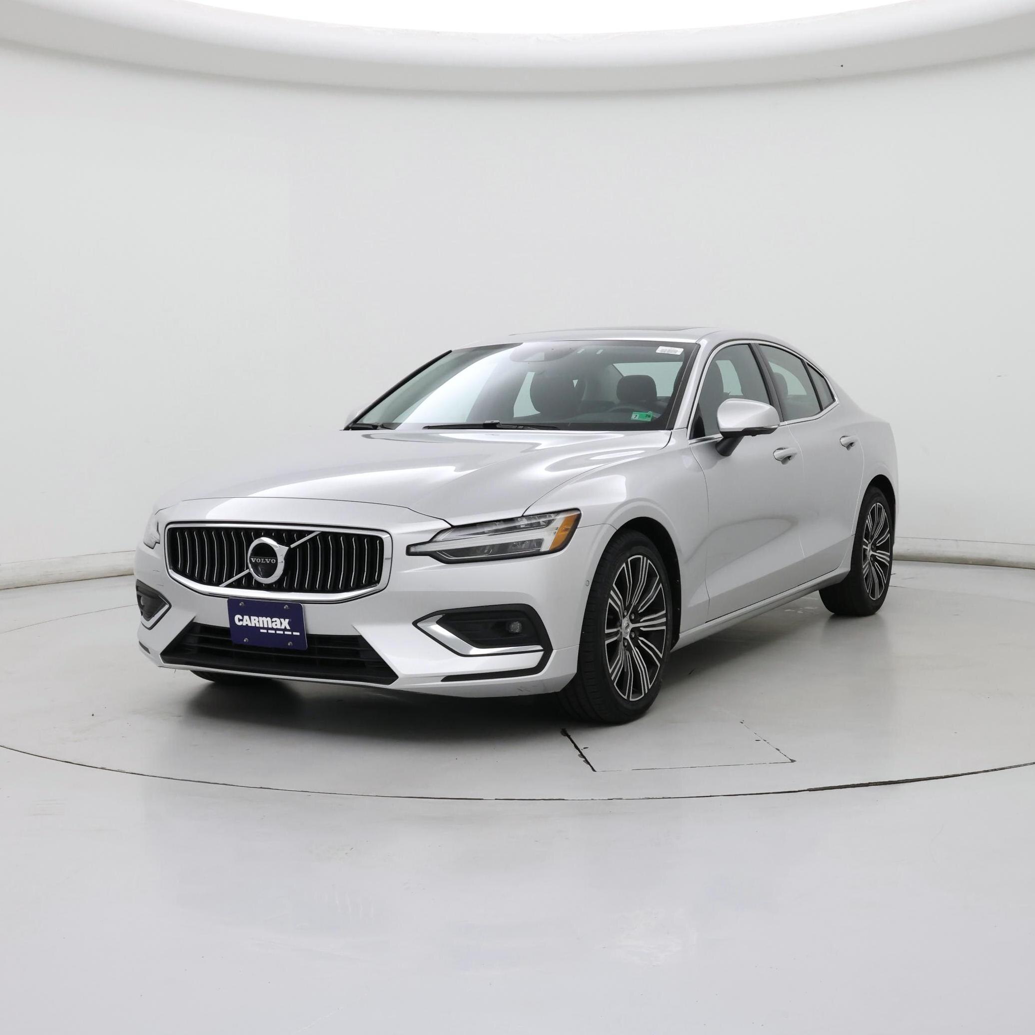 Thumbnail: 2022 Volvo S60 - 4