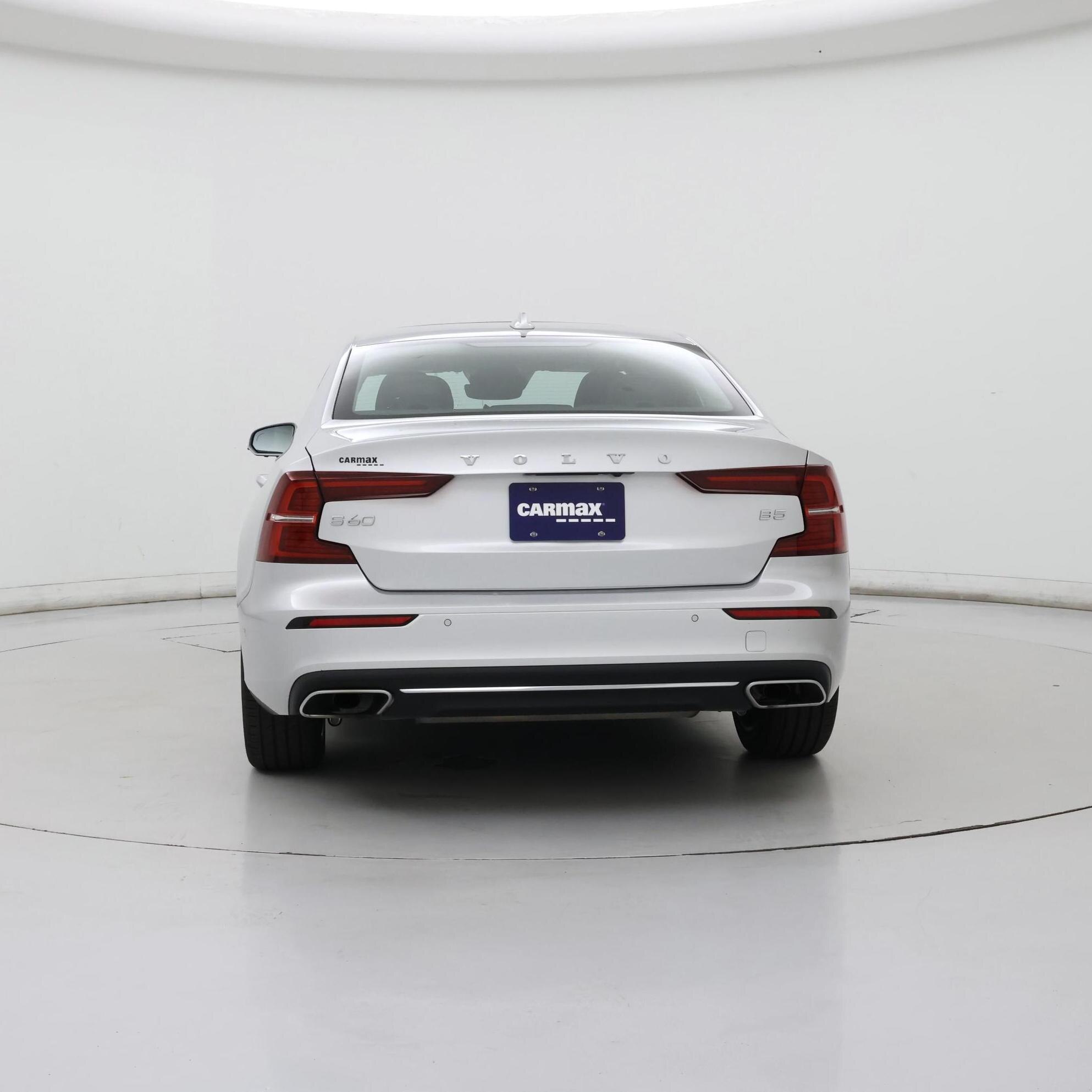 Thumbnail: 2022 Volvo S60 - 6