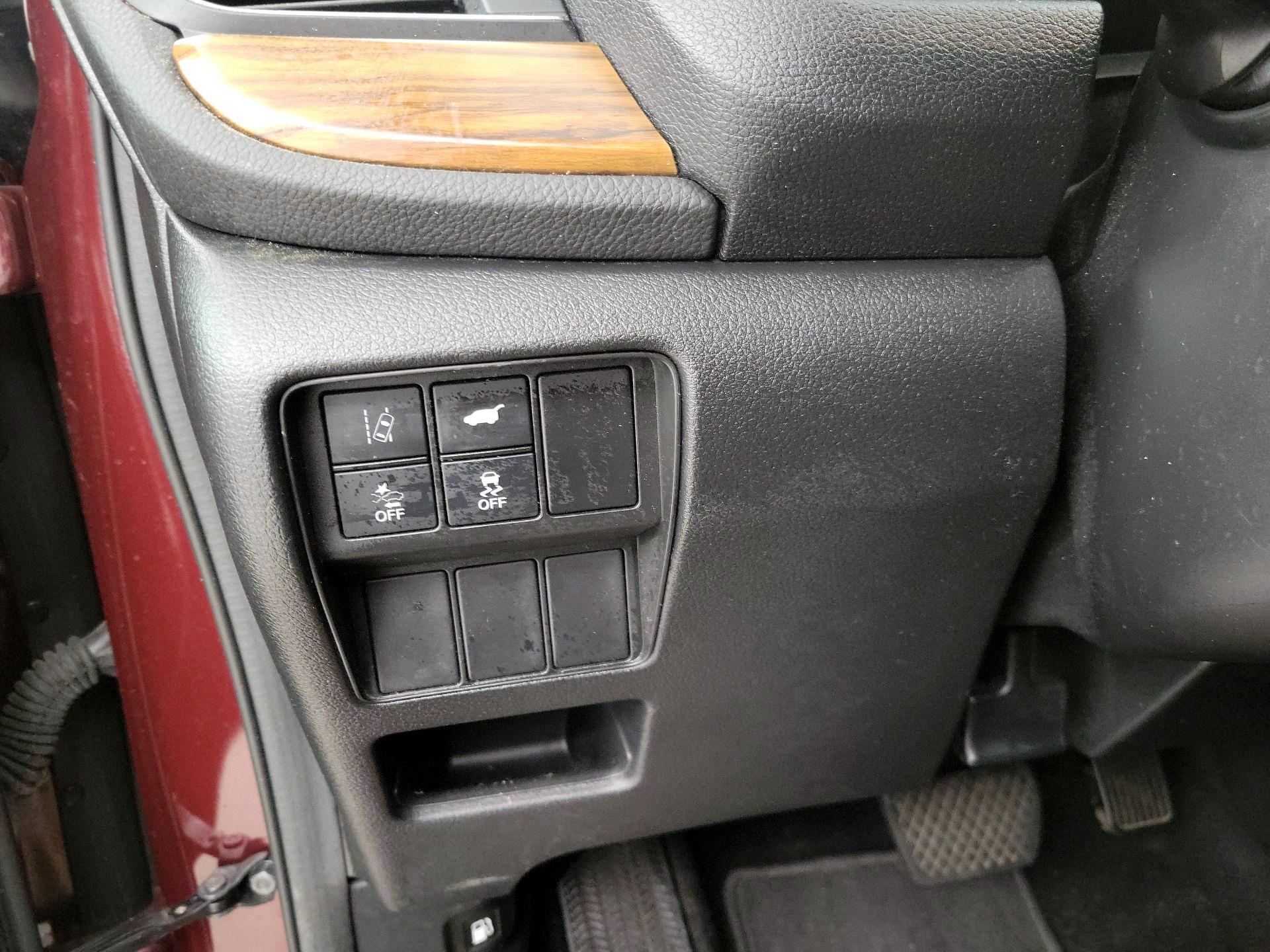 Thumbnail: 2018 Honda CR-V - 13