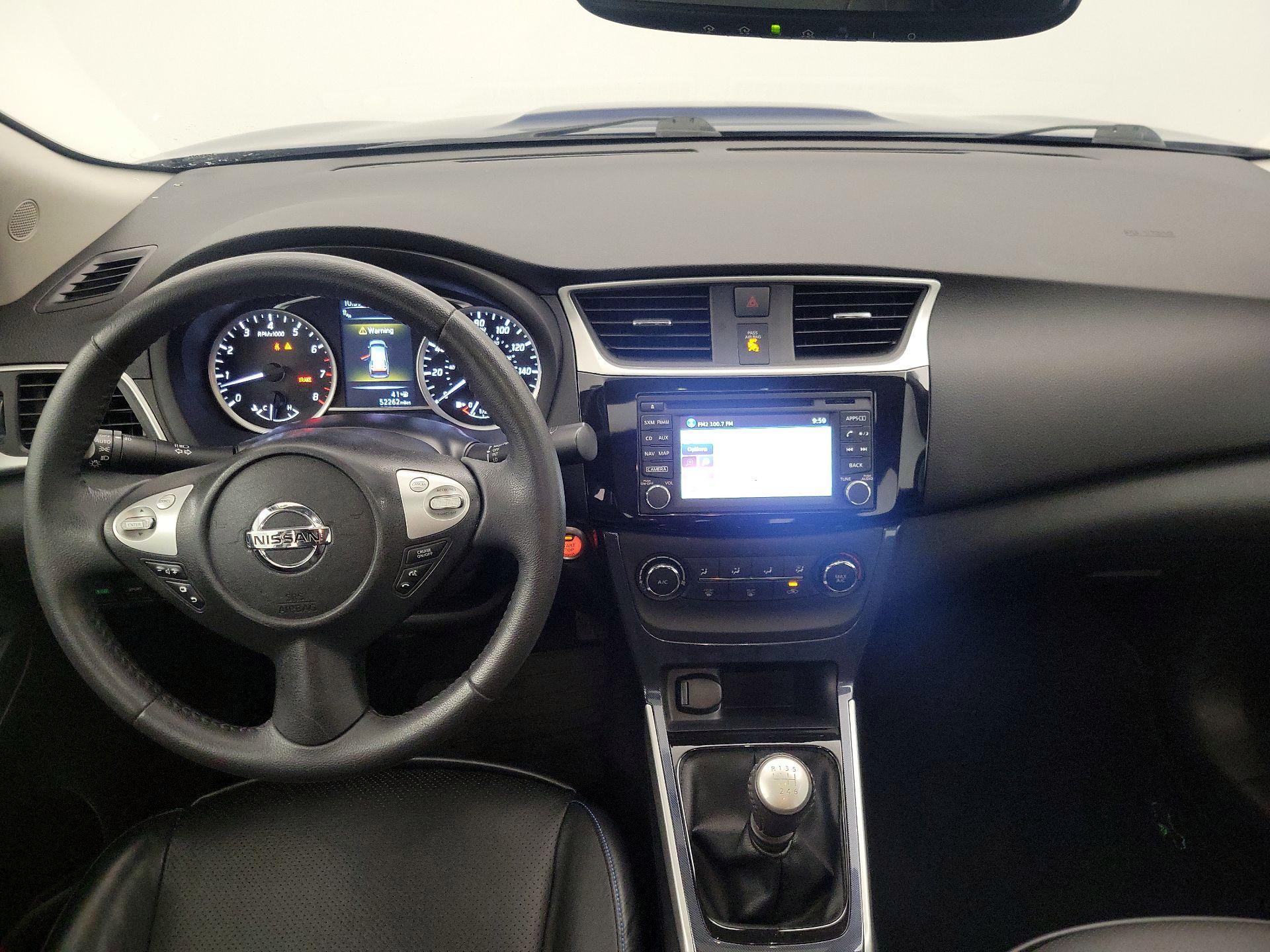Thumbnail: 2017 Nissan Sentra - 9