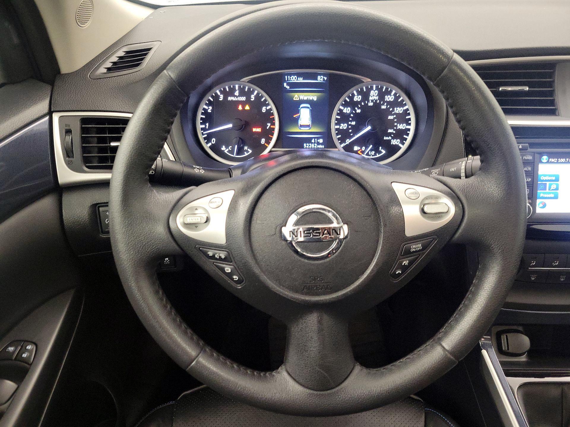 Thumbnail: 2017 Nissan Sentra - 10