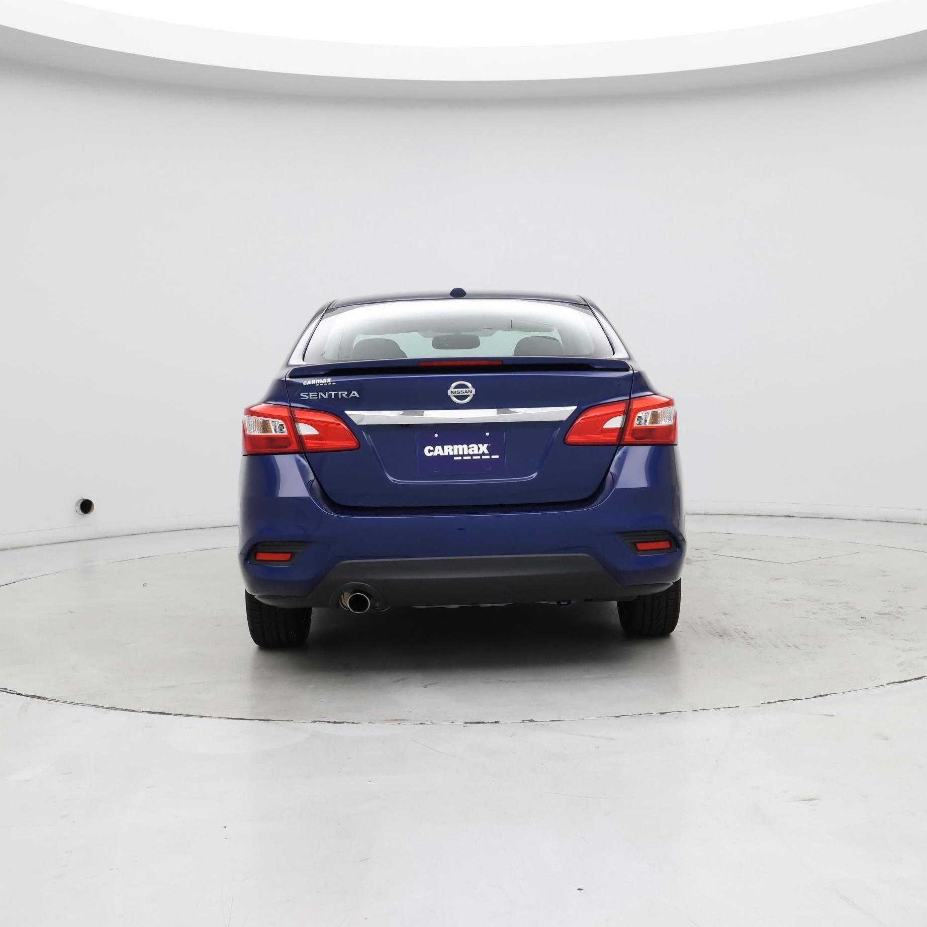 Thumbnail: 2017 Nissan Sentra - 6