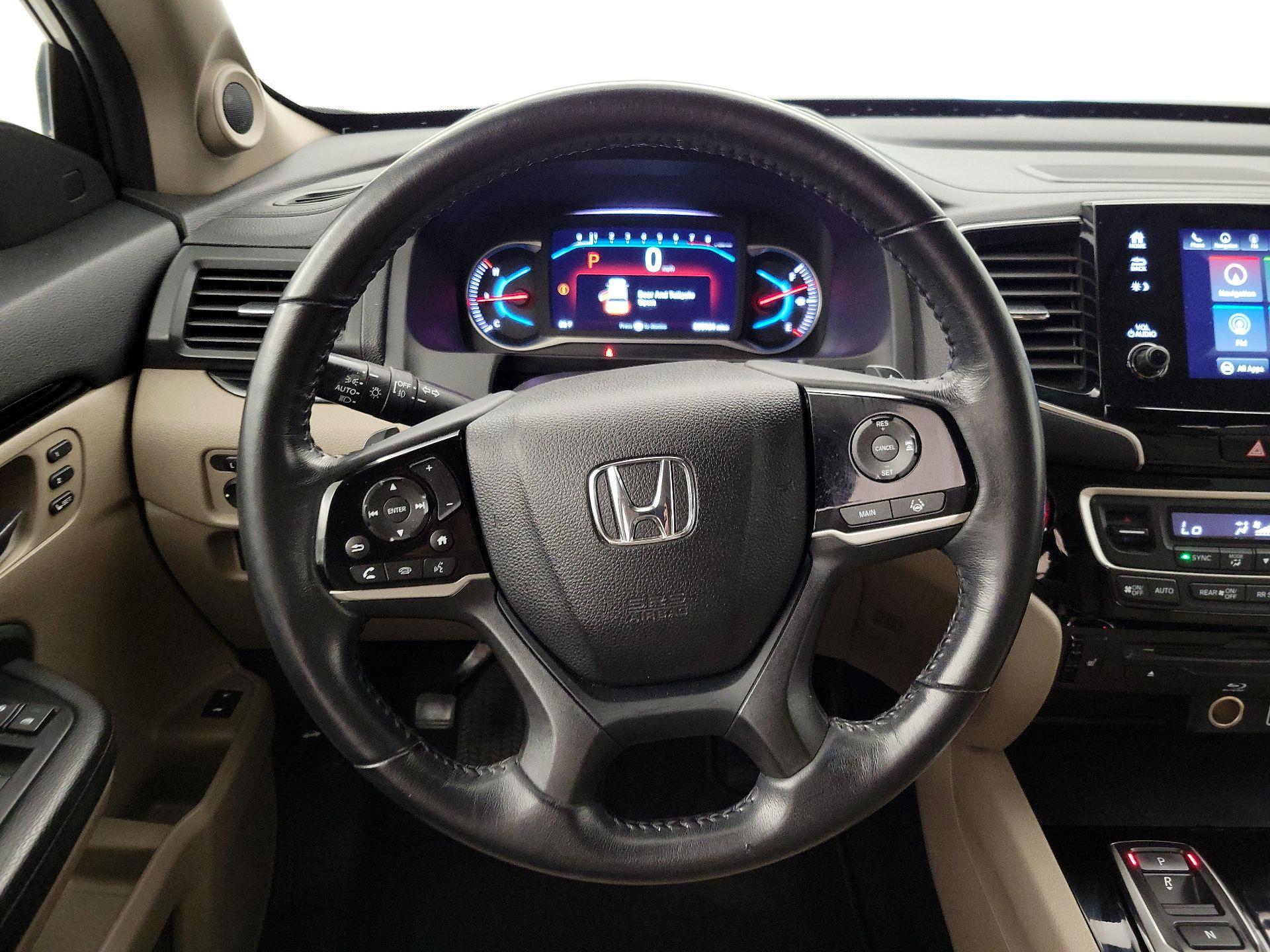 Thumbnail: 2019 Honda Pilot - 10
