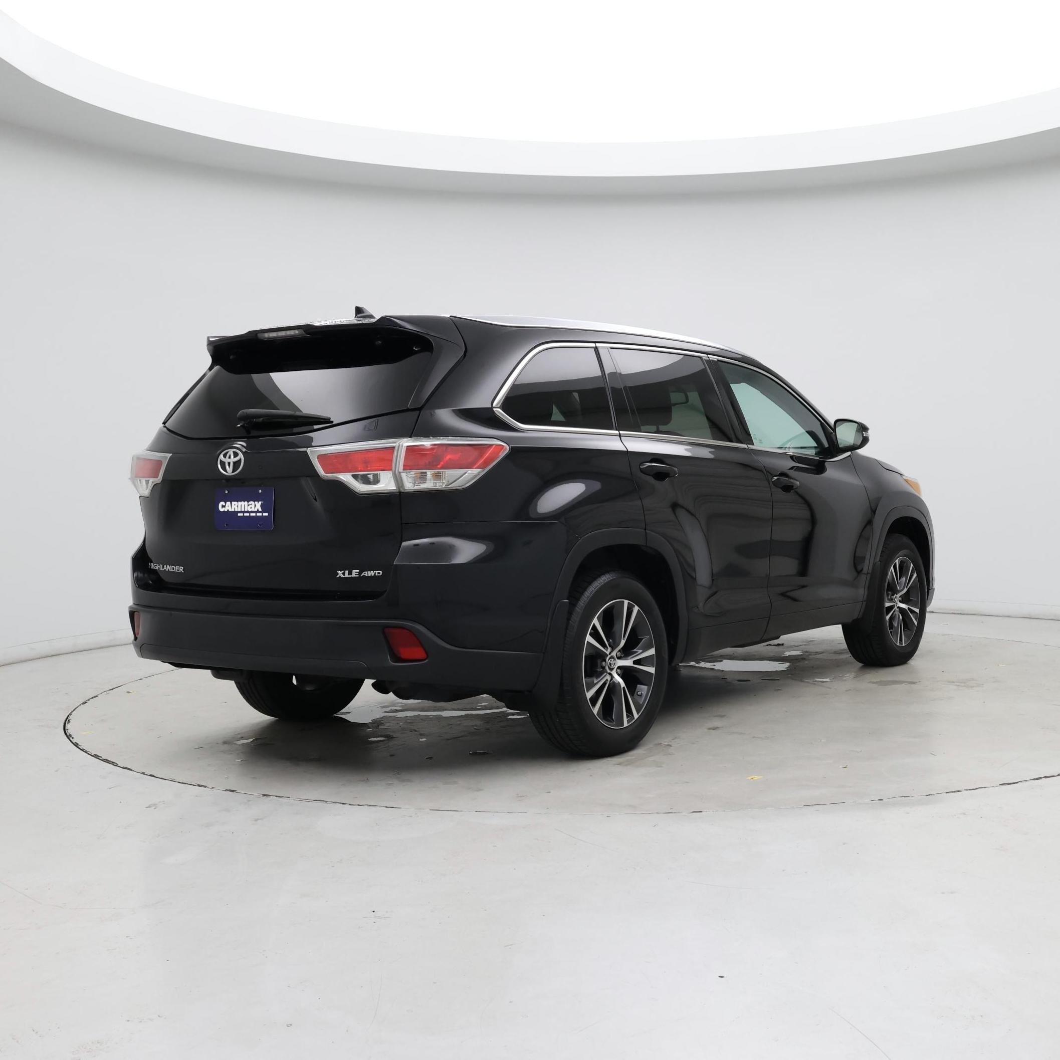 Thumbnail: 2016 Toyota Highlander - 8