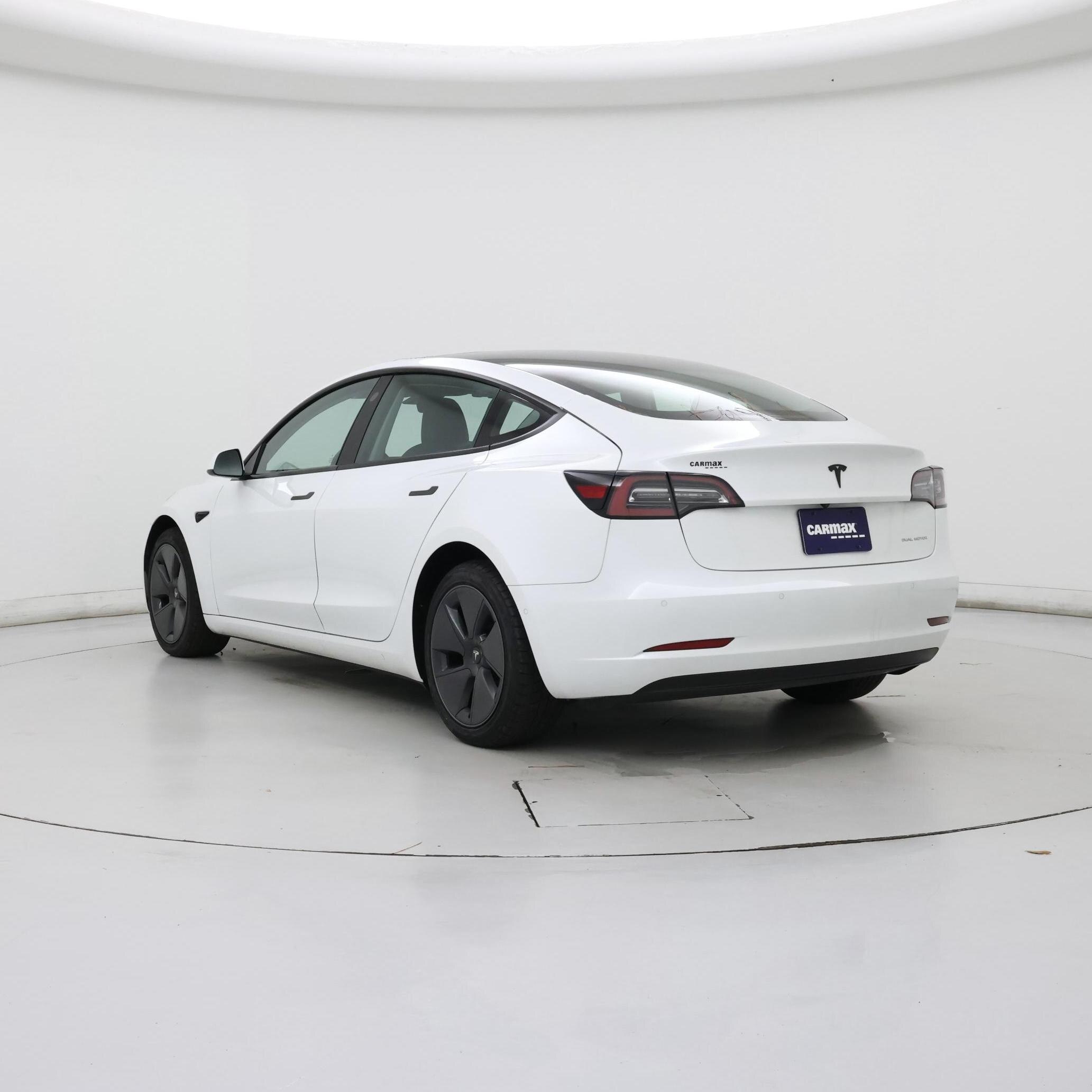 Thumbnail: 2022 Tesla Model 3 - 2