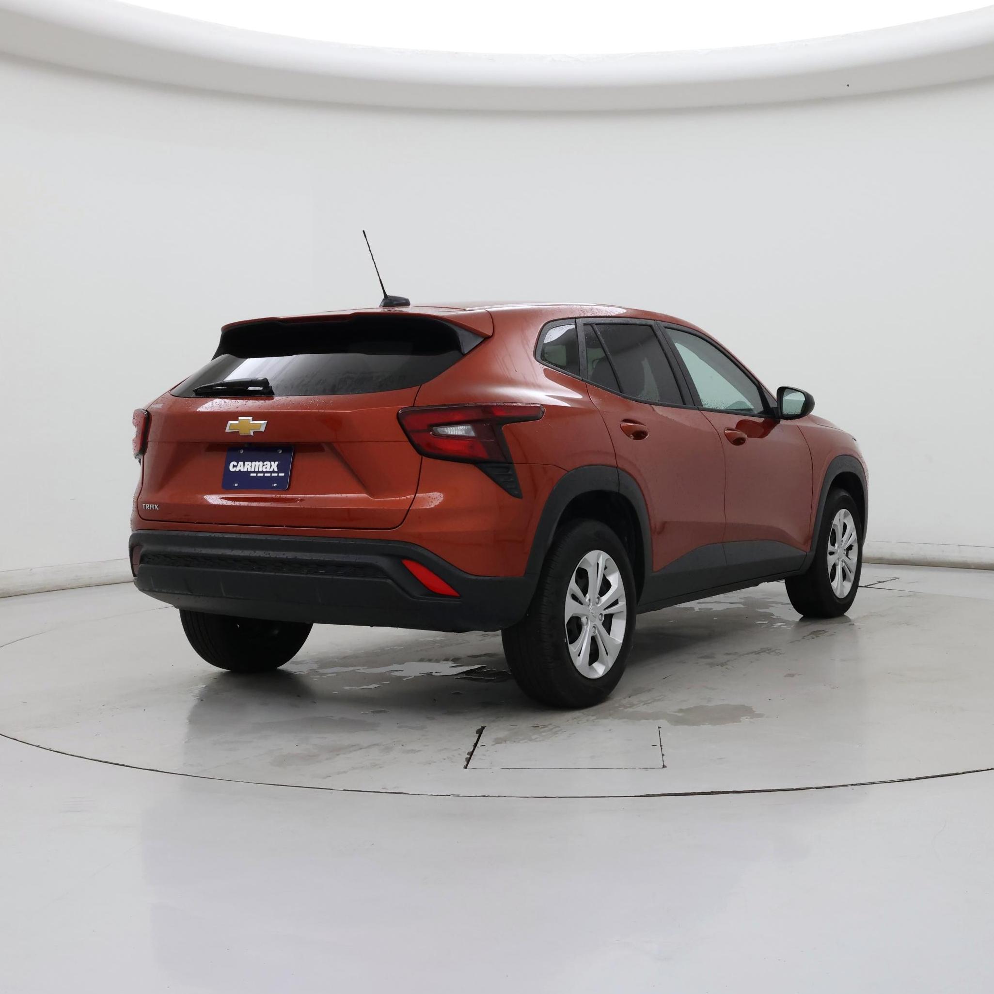 Thumbnail: 2024 Chevrolet Trax - 8