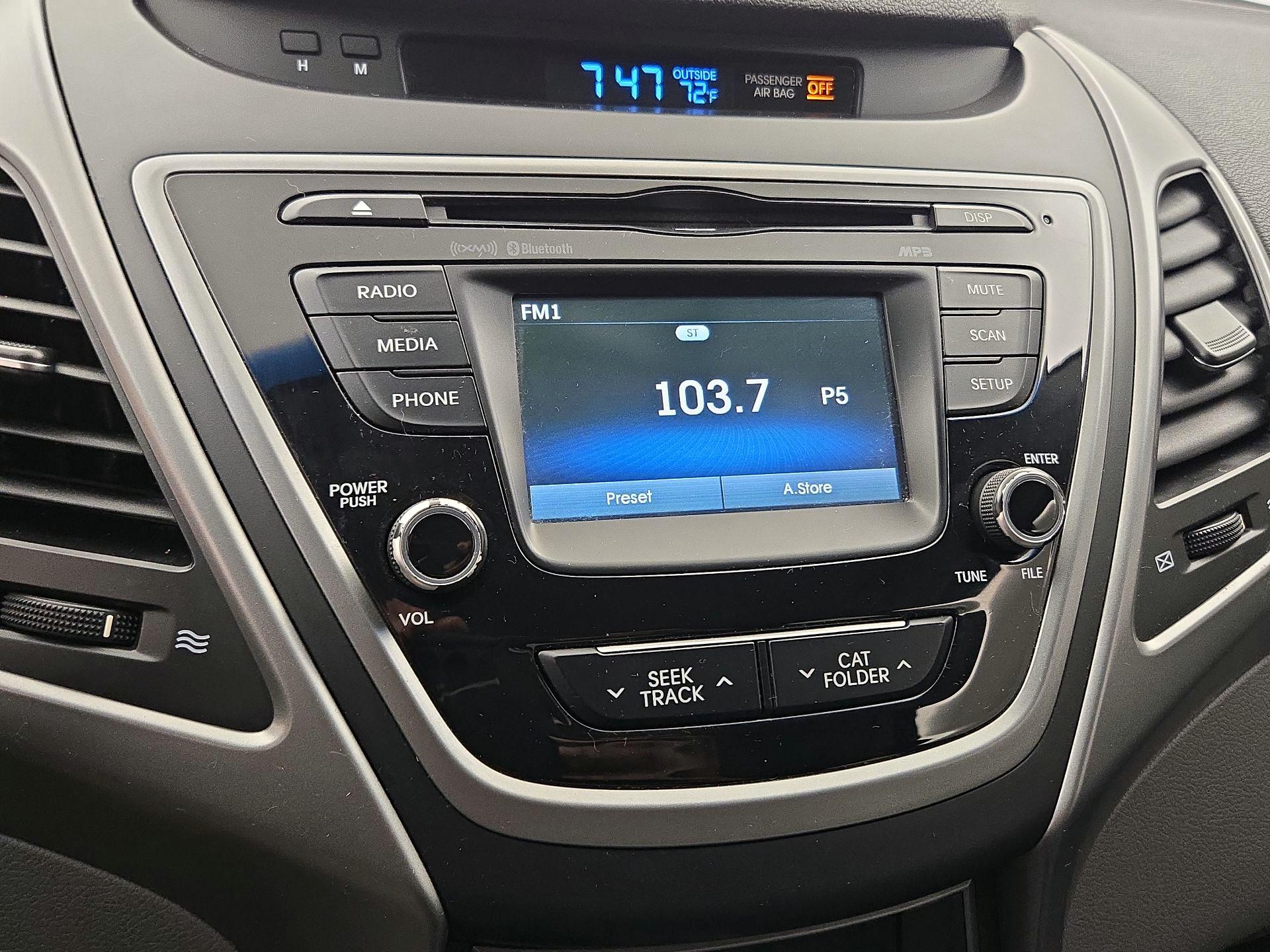 Thumbnail: 2015 Hyundai Elantra - 15