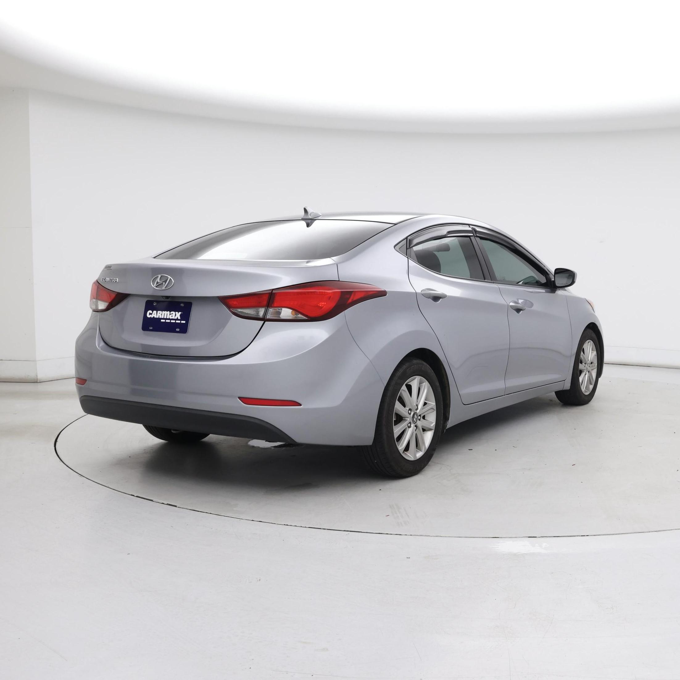 Thumbnail: 2015 Hyundai Elantra - 8