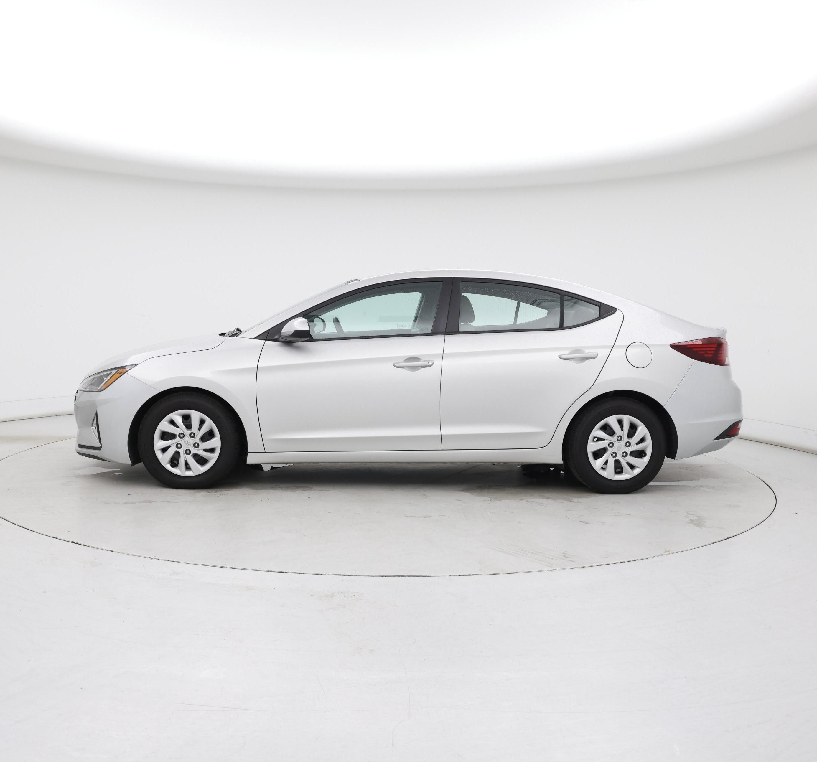 Thumbnail: 2019 Hyundai Elantra - 3