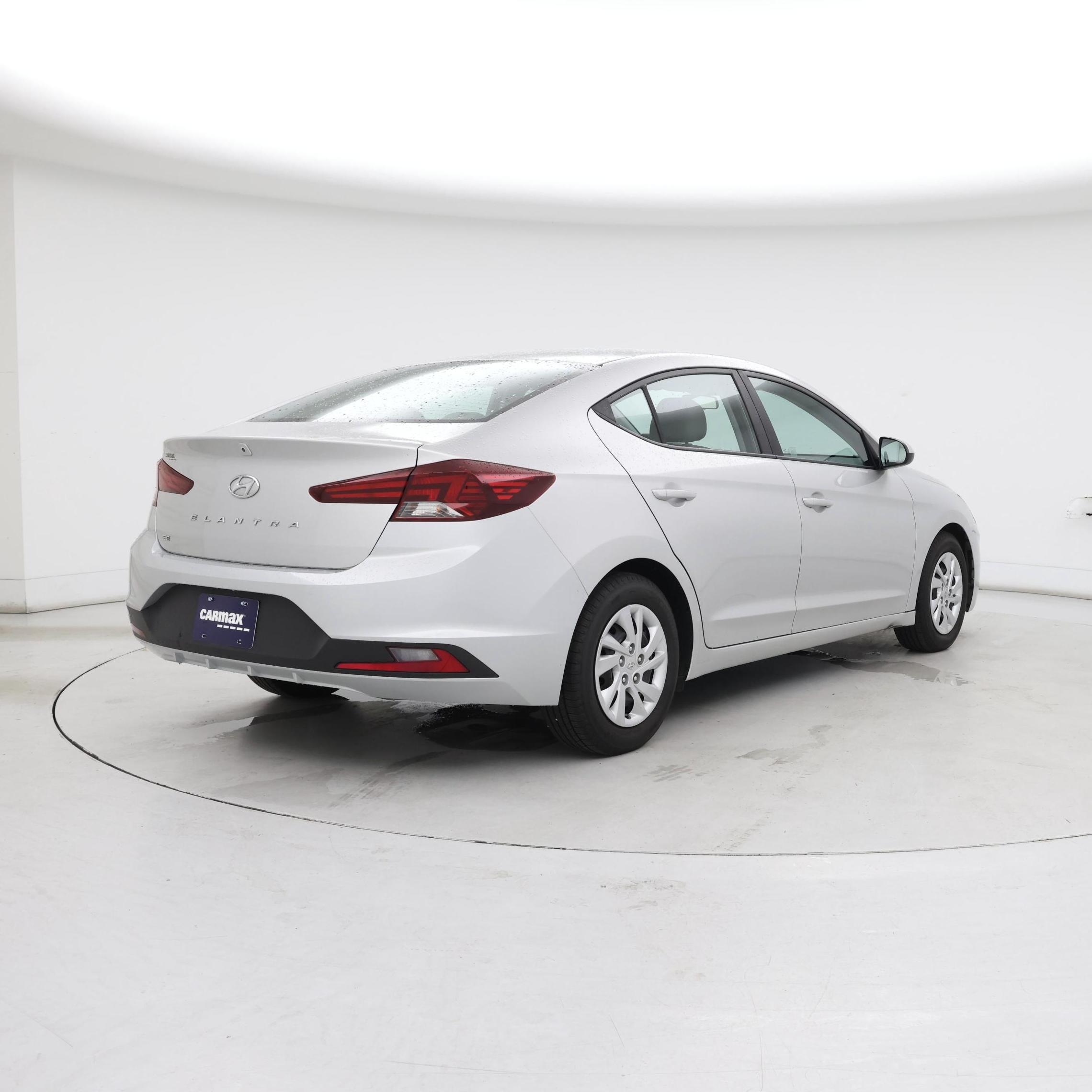 Thumbnail: 2019 Hyundai Elantra - 8