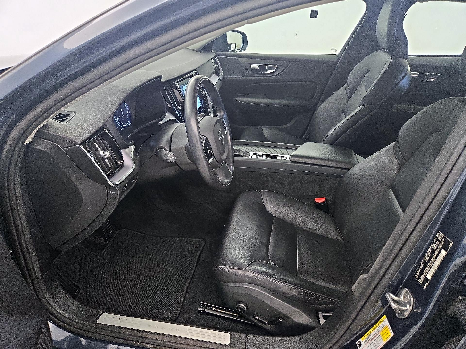 Thumbnail: 2020 Volvo S60 - 11