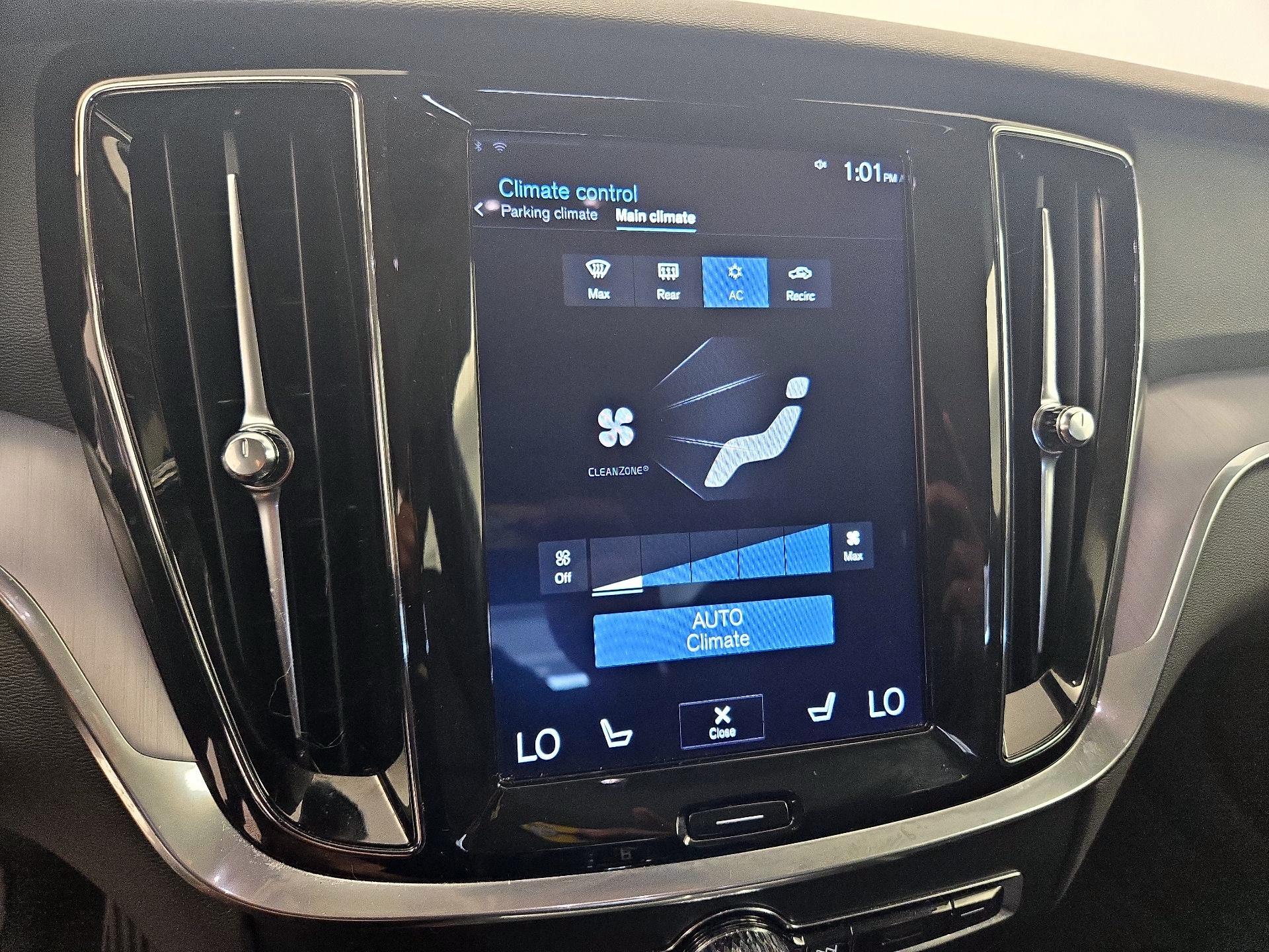 Thumbnail: 2020 Volvo S60 - 17
