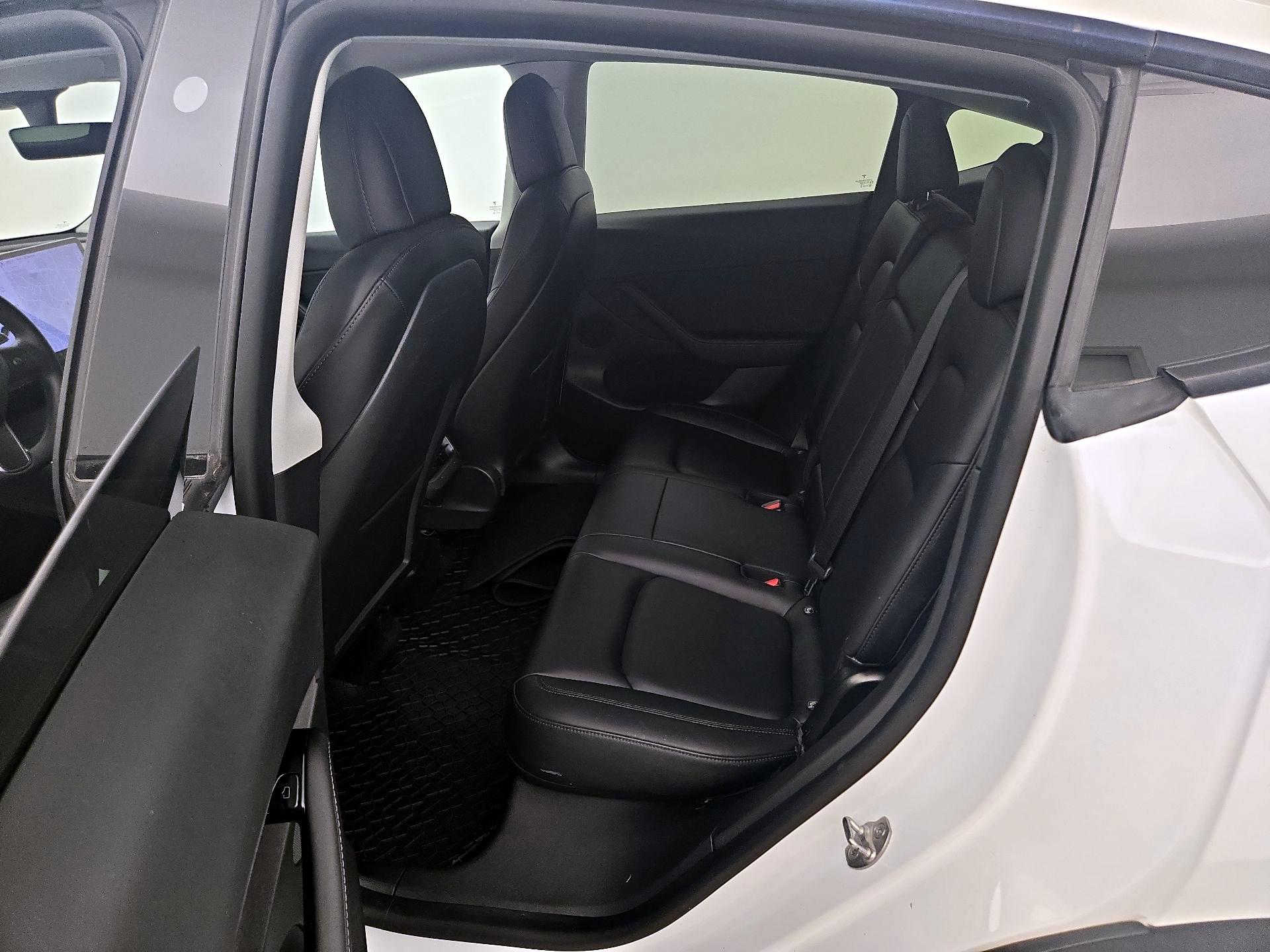 Thumbnail: 2021 Tesla Model Y - 19