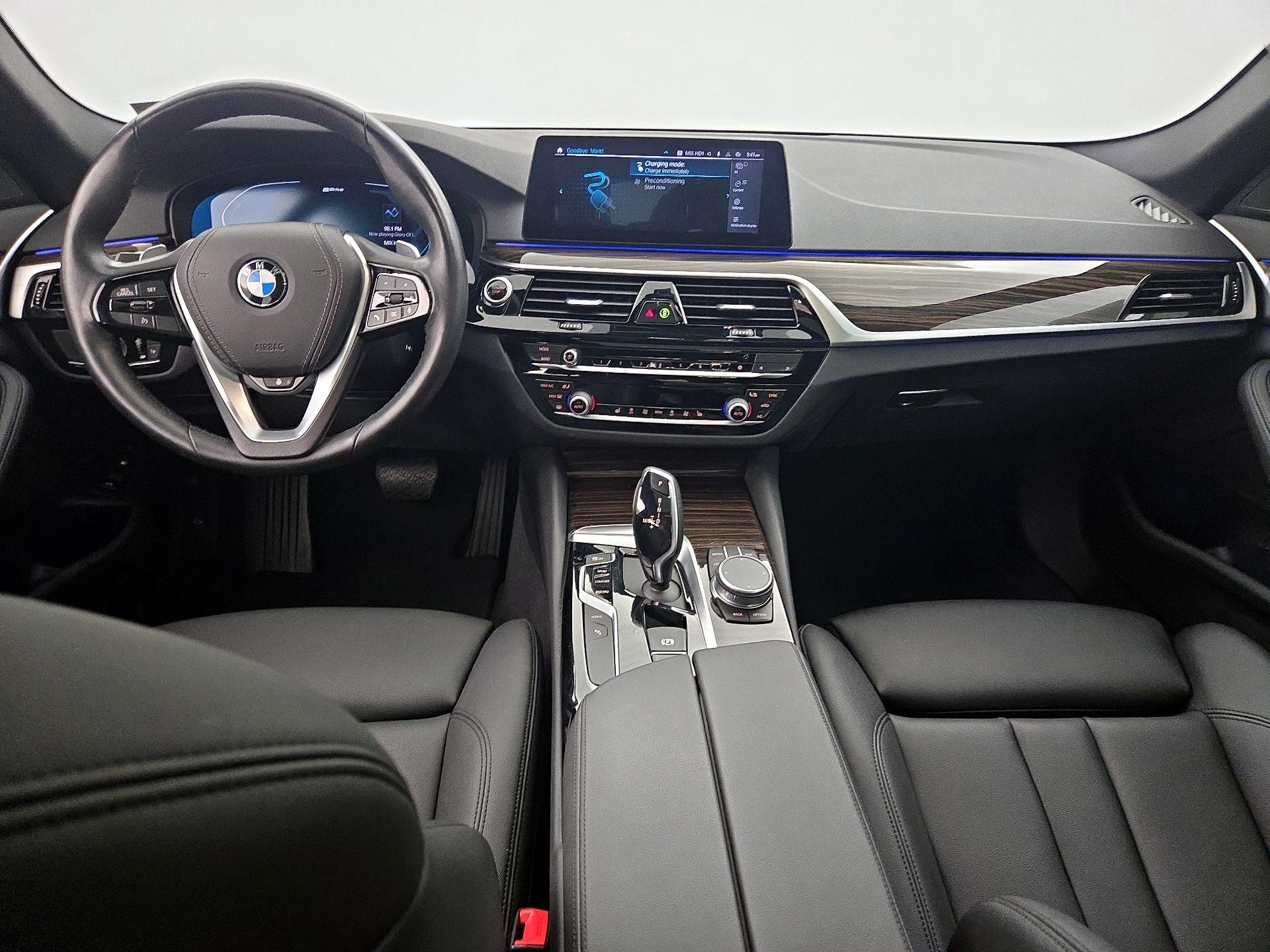 Thumbnail: 2020 BMW 5 Series - 9