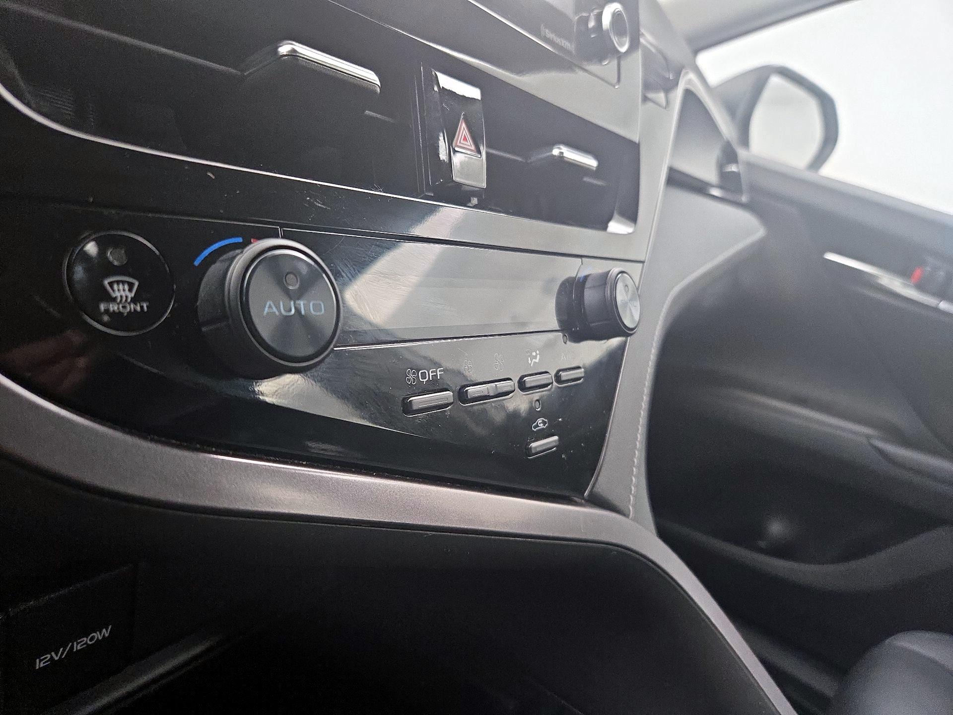 Thumbnail: 2023 Toyota Camry - 16