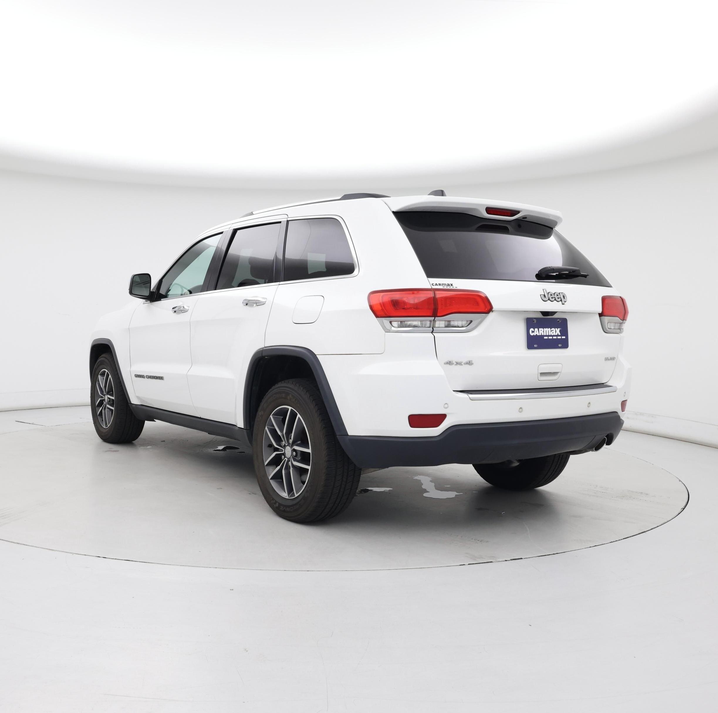 Thumbnail: 2017 Jeep Grand Cherokee - 2